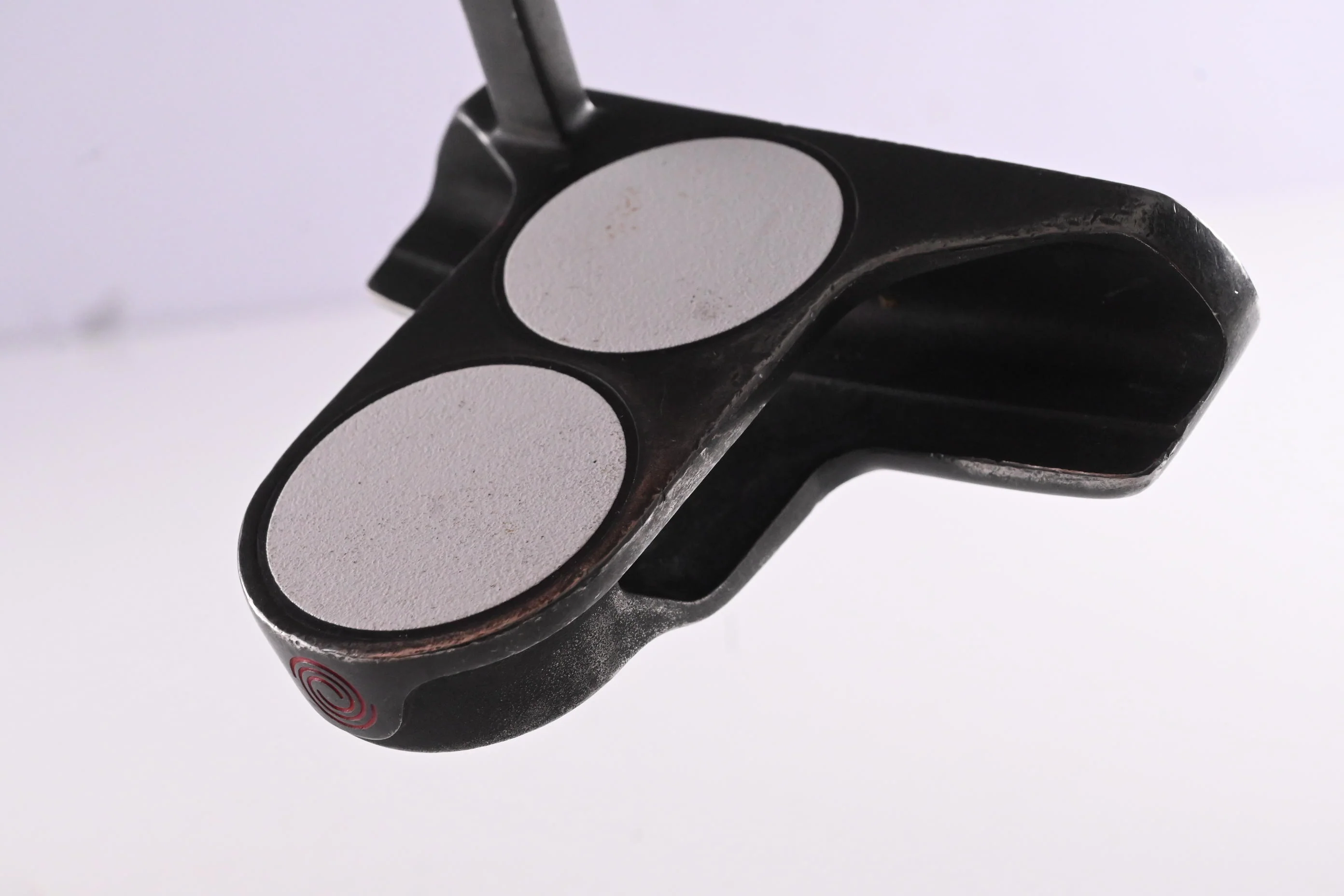 Odyssey White Hot Pro Black 2-Ball Blade Putter / 35 Inch - Image 4