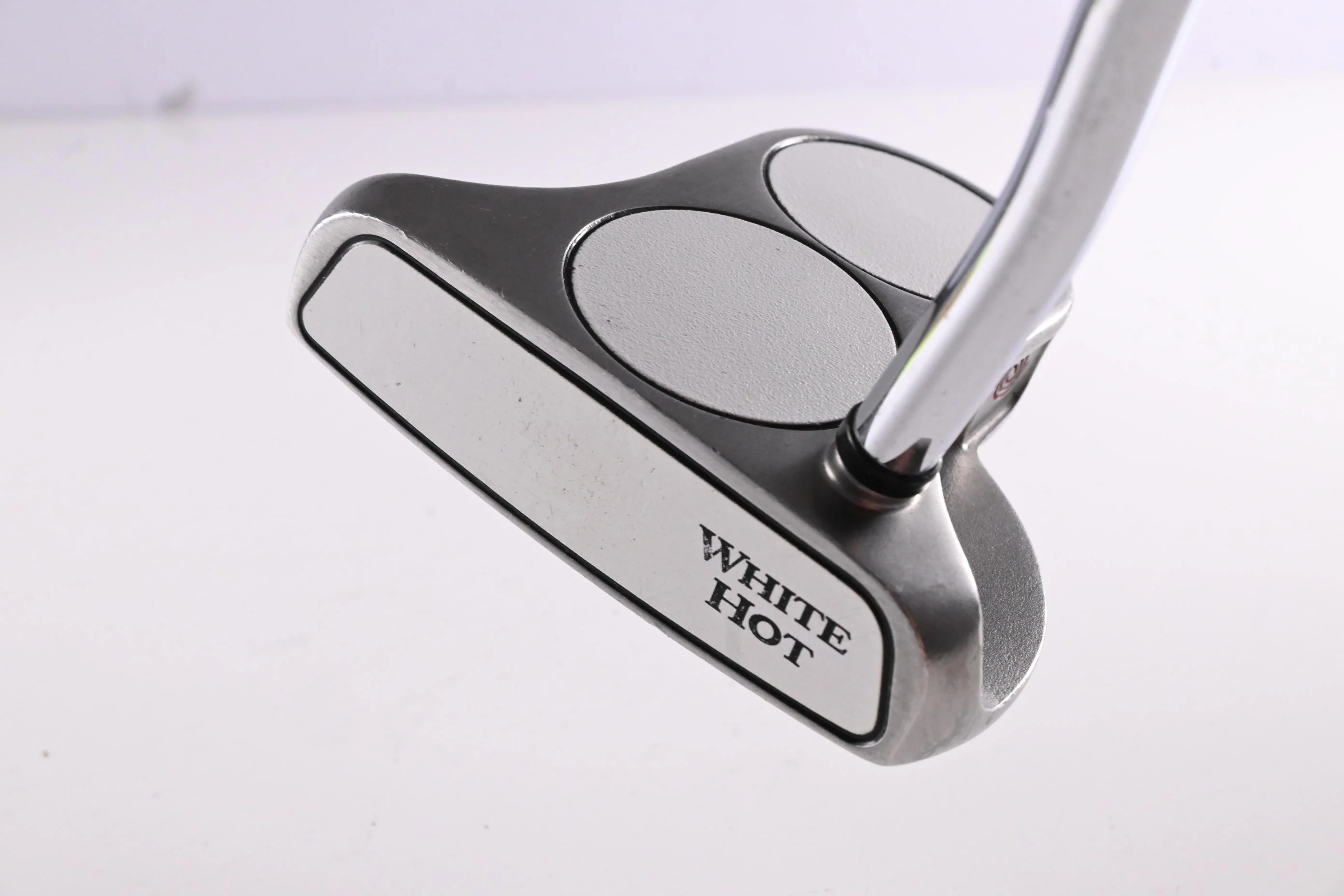 Odyssey White Hot 2-Ball Putter / 34 Inch - Image 2