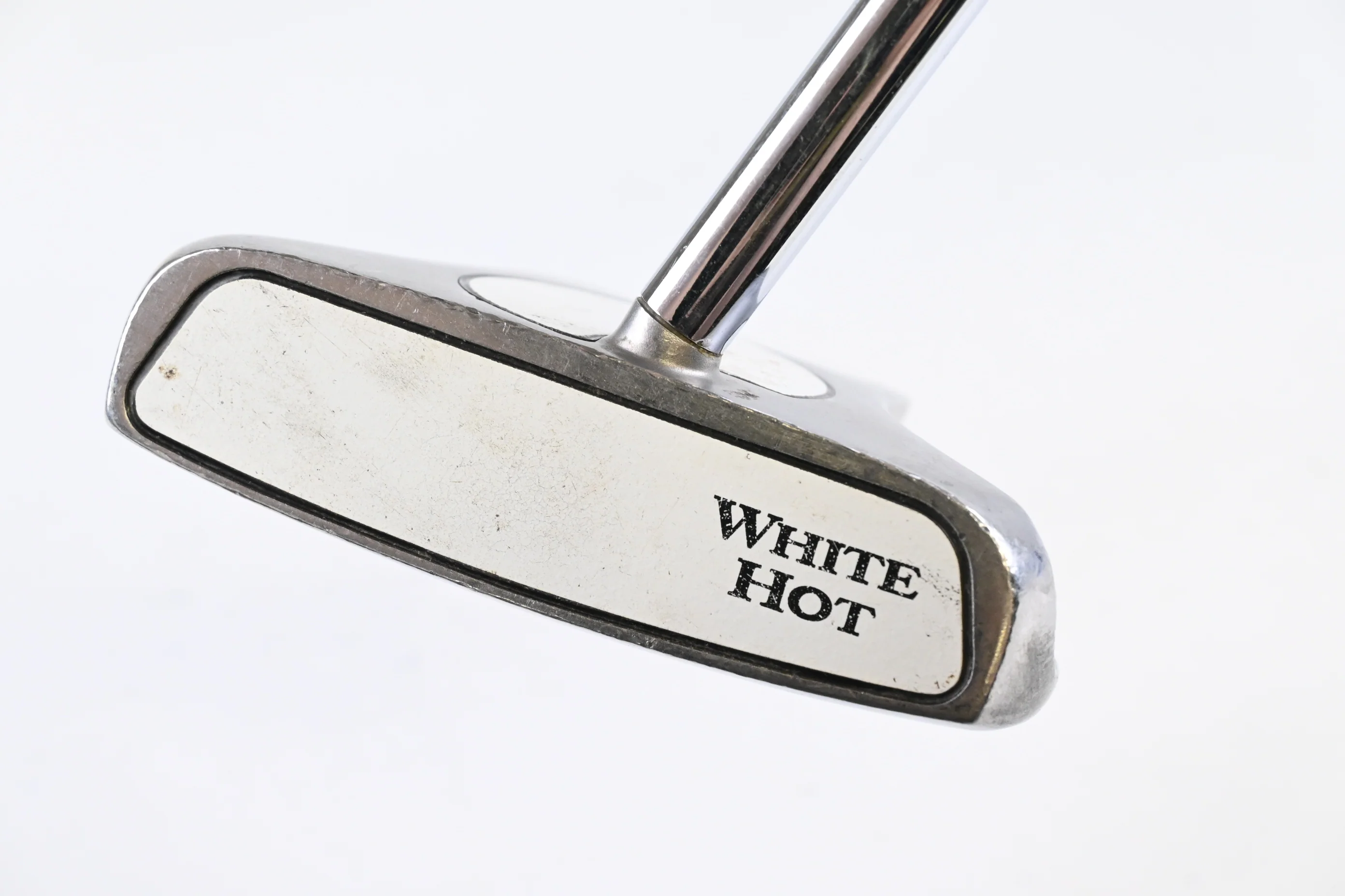 Odyssey White Hot 2-Ball Putter / 35 Inch - Image 2