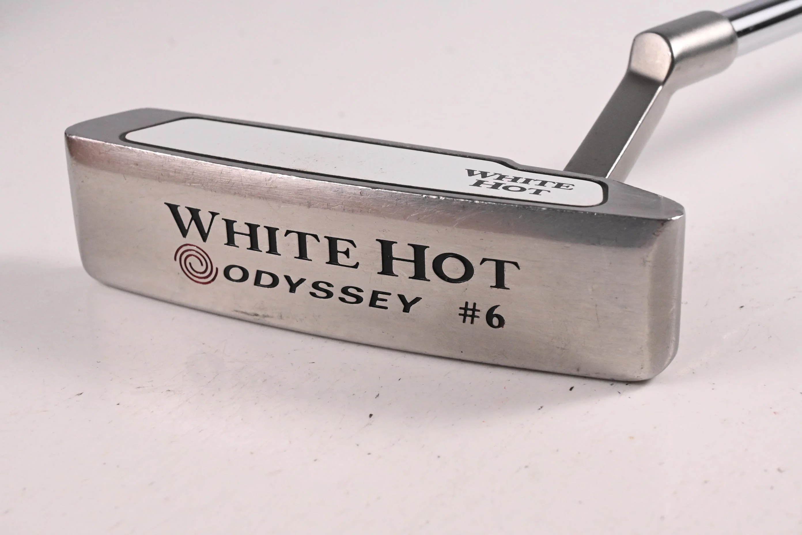 Odyssey White Hot Putter #6 / 35 Inch - Image 2