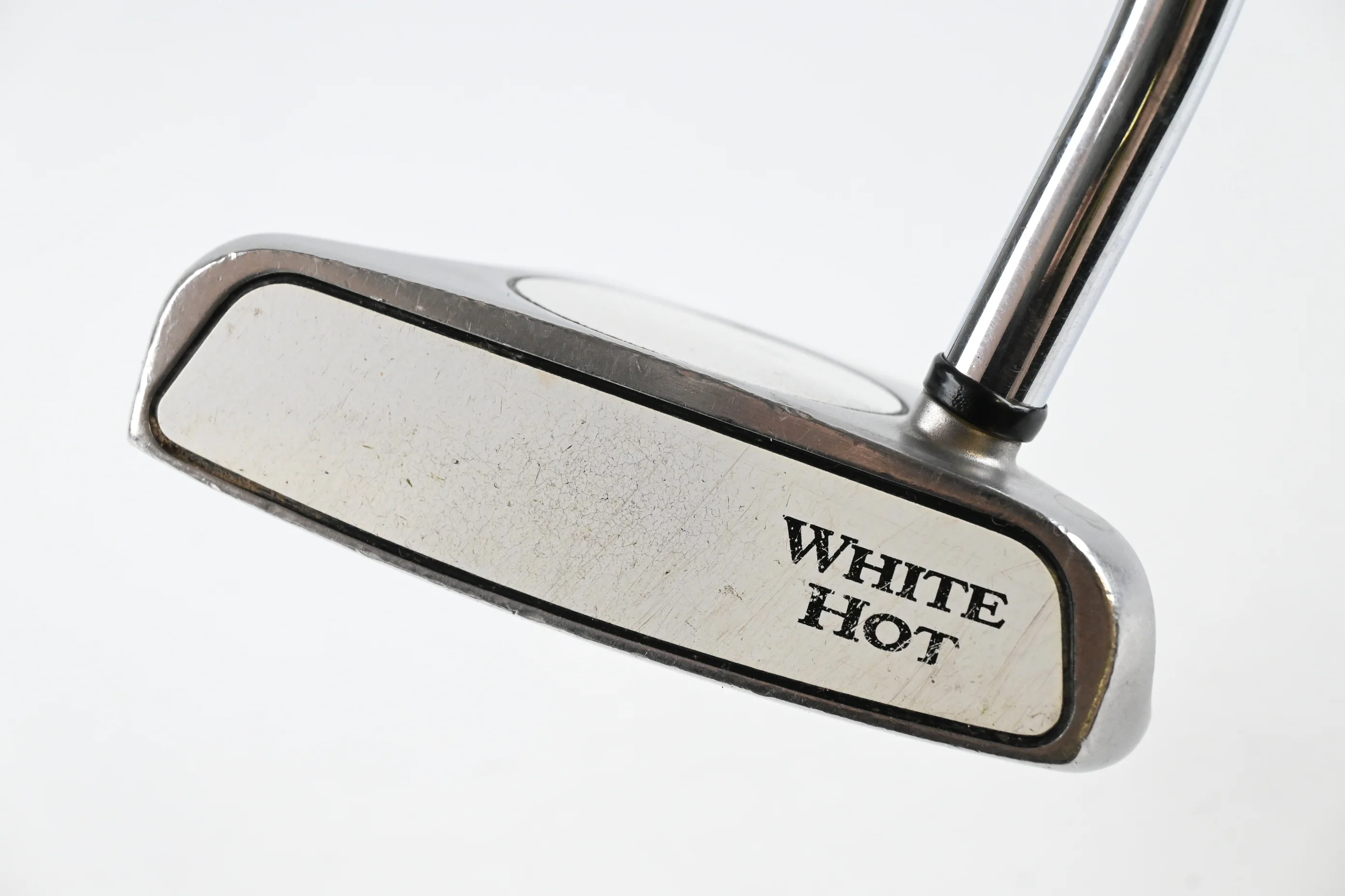 Odyssey White Hot 2-Ball Putter / 32.5 Inch - Image 2