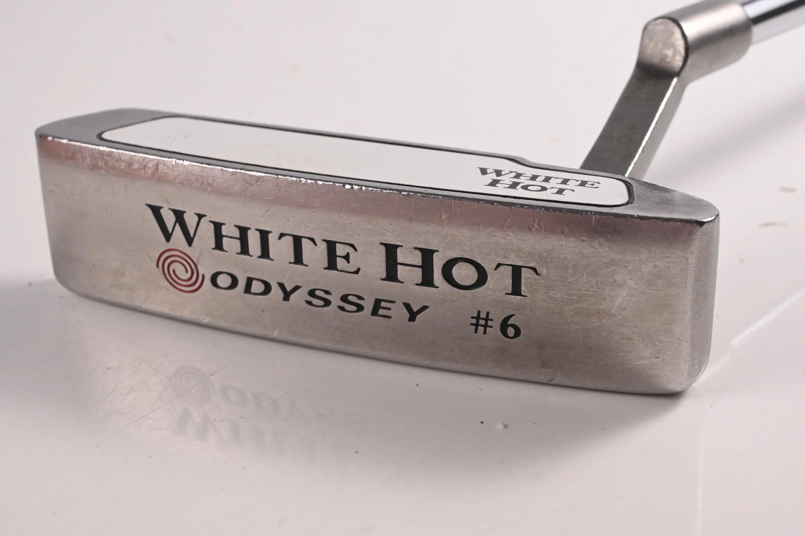 Odyssey White Hot #6 Putter / 34 Inch - Image 2