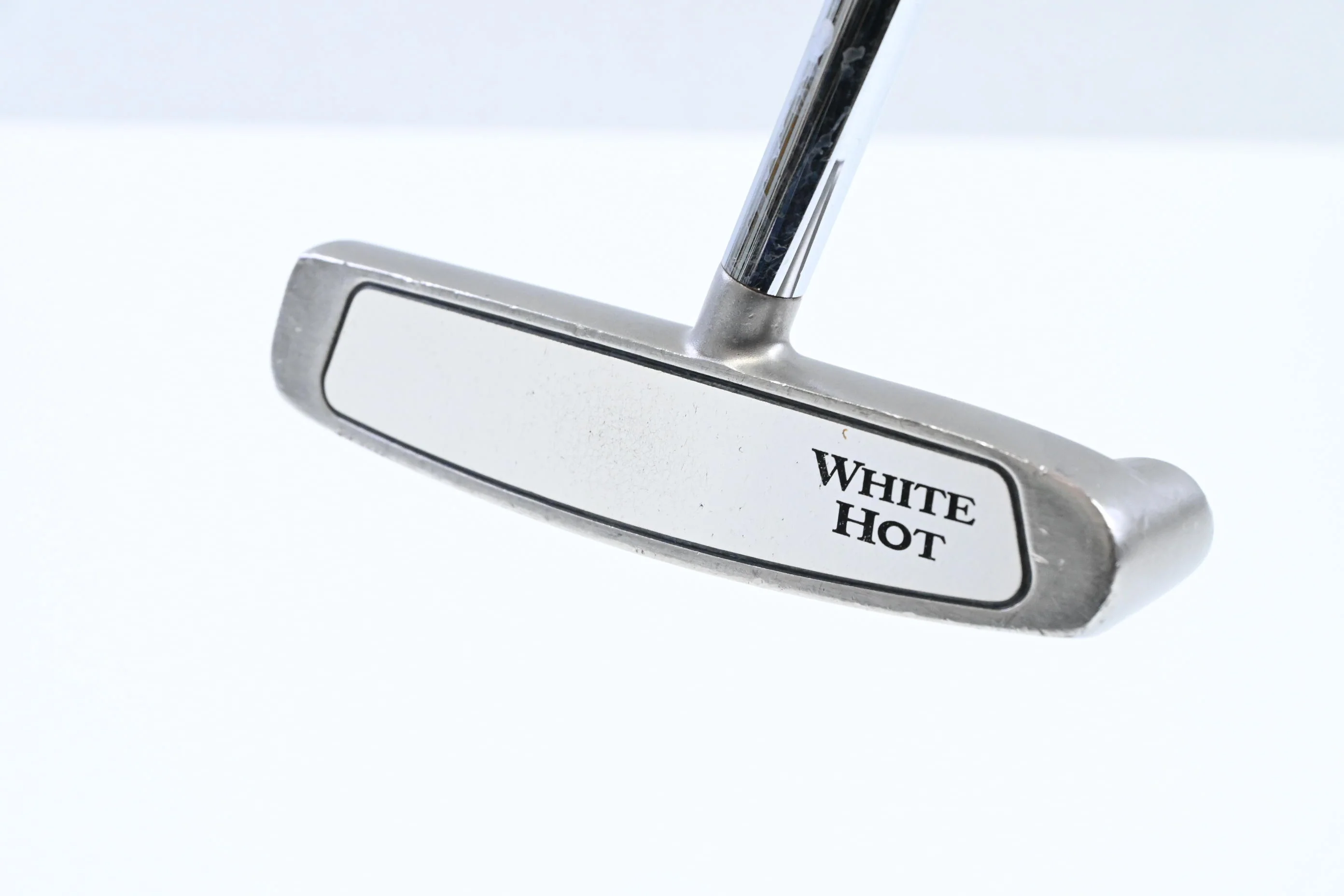 Odyssey White Hot #2 Putter / 32 Inch - Image 2
