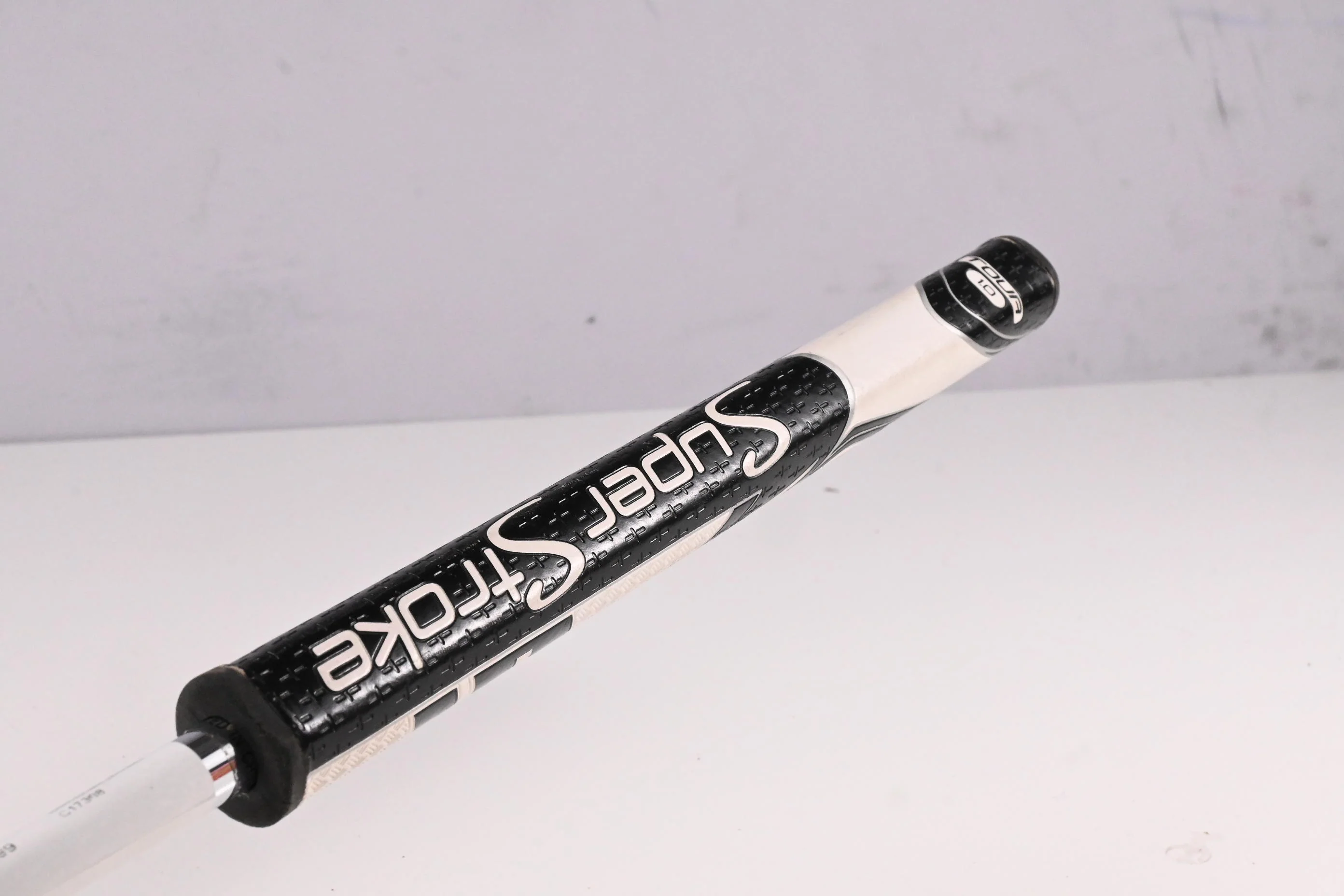 Odyssey White Hot XG #2 Putter / 34 Inch - Image 6