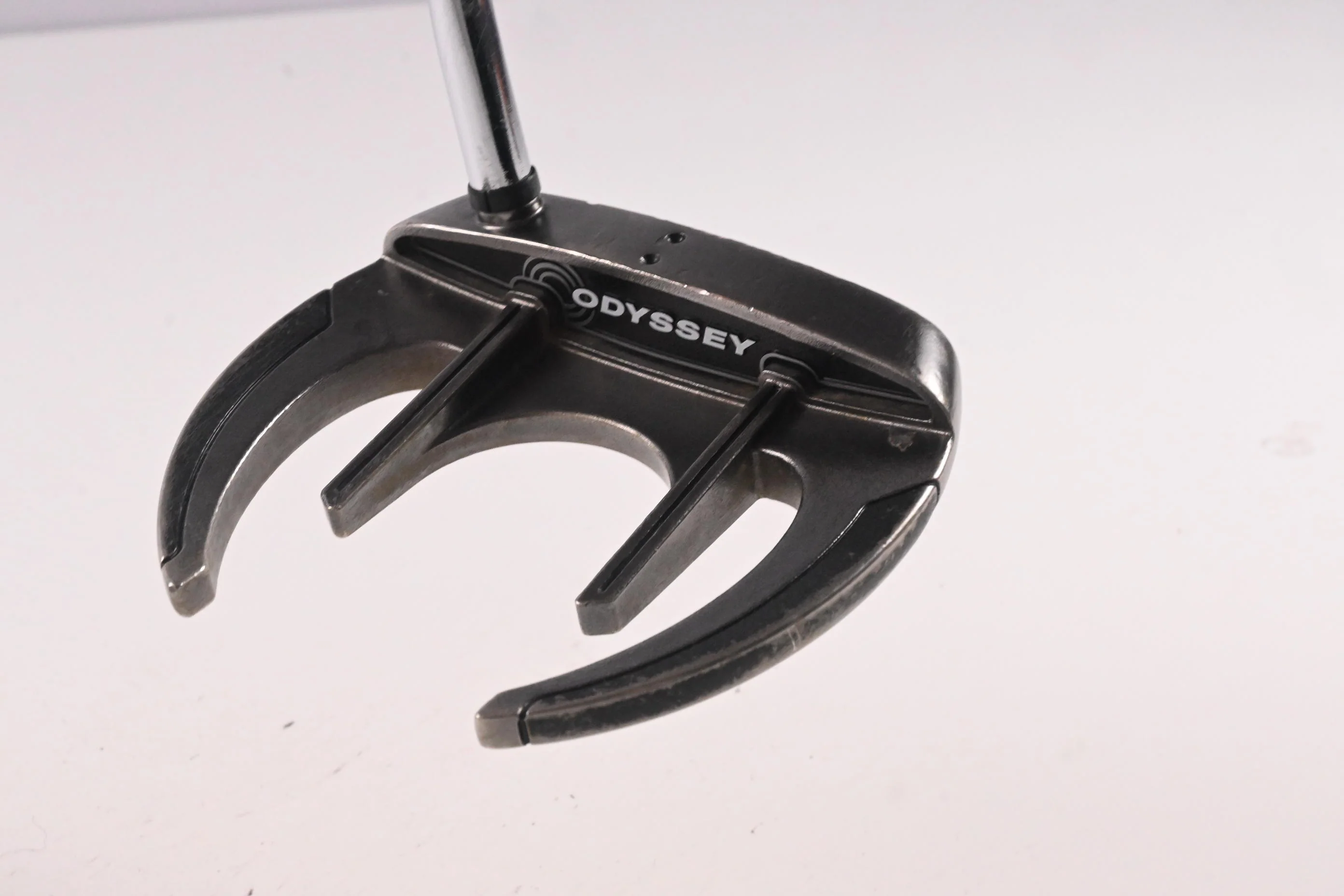 Odyssey White Ice Sabretooth Putter / 33 Inch - Image 4