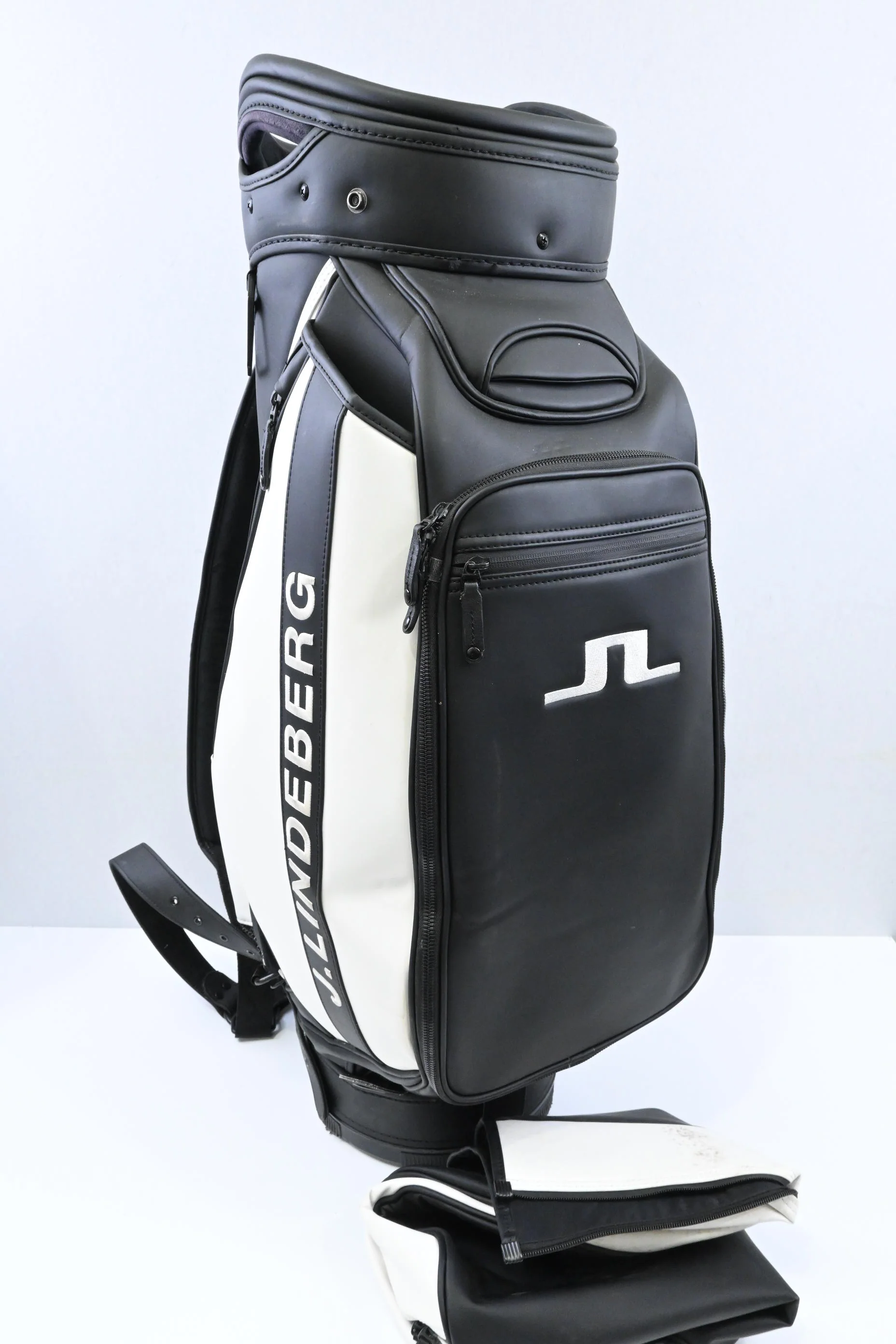 Vessel X J.Lindeberg Tour Bag / 6-Way / Black, White - Image 2