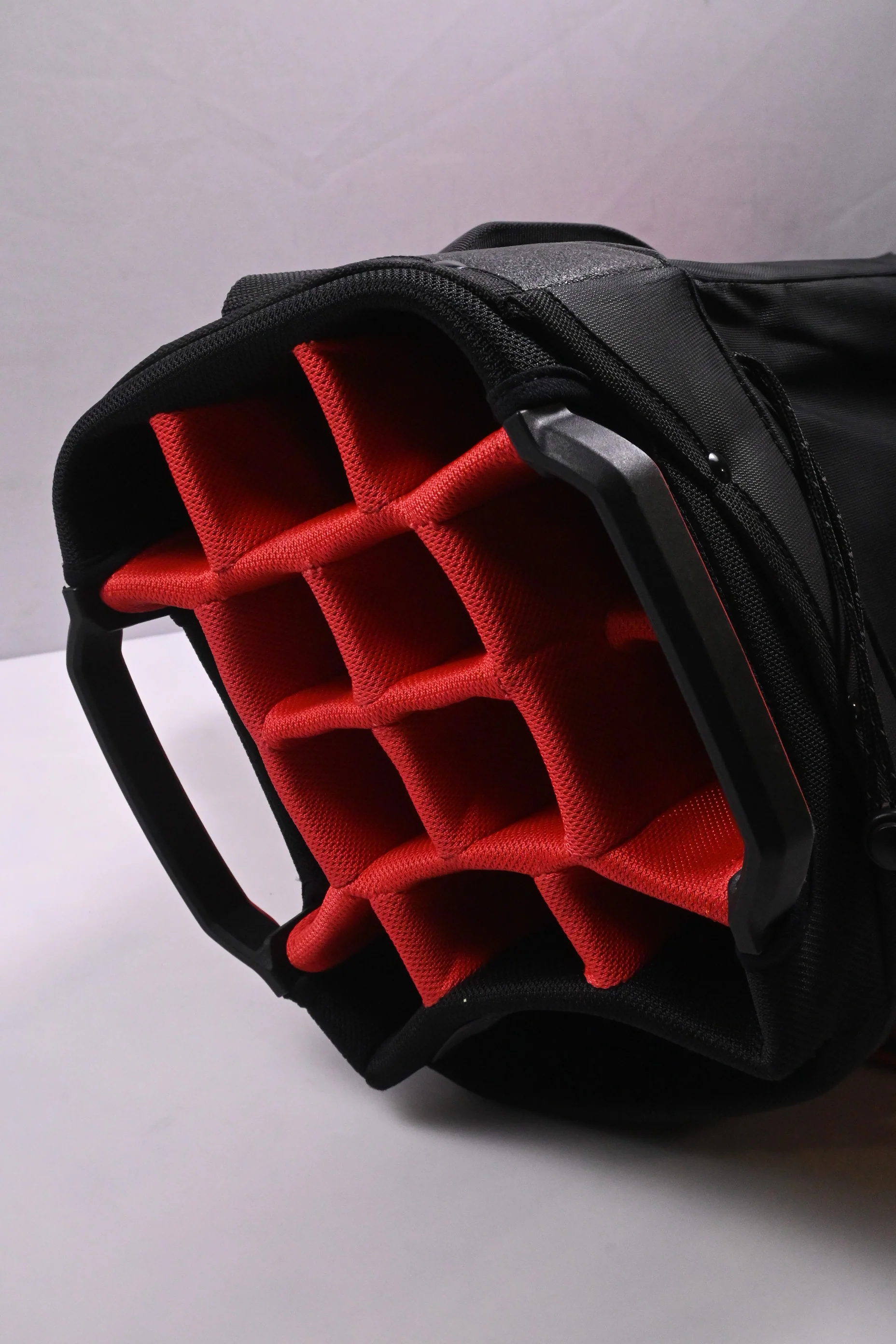 Ping Pioneer Monsoon Cart Bag / 15-Way Divider / Red, Black - Image 6