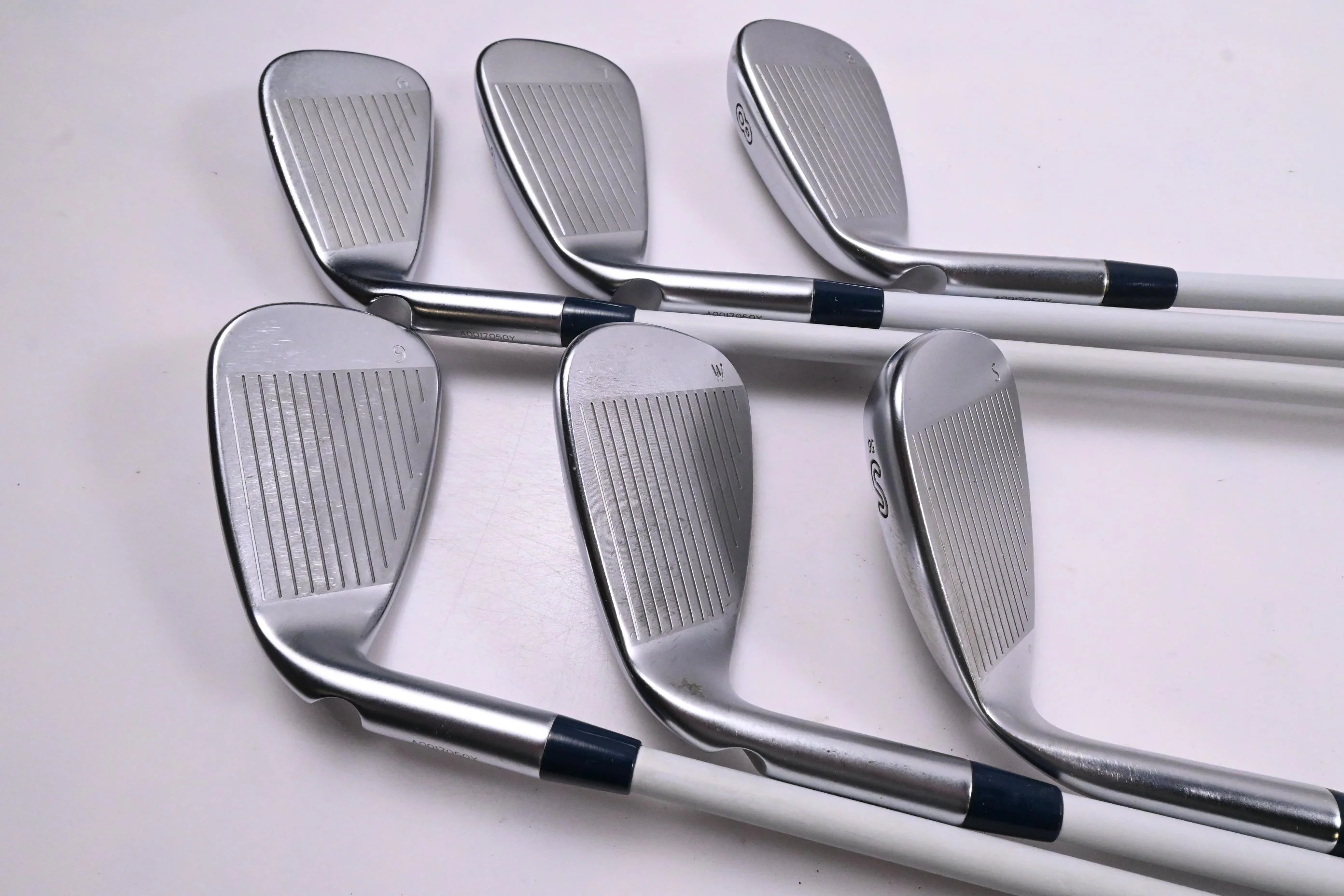 Ladies Ping G Le3 Irons / 6-PW+SW / Red Dot / Ladies Flex Ping ULT 250 Shafts - Image 3