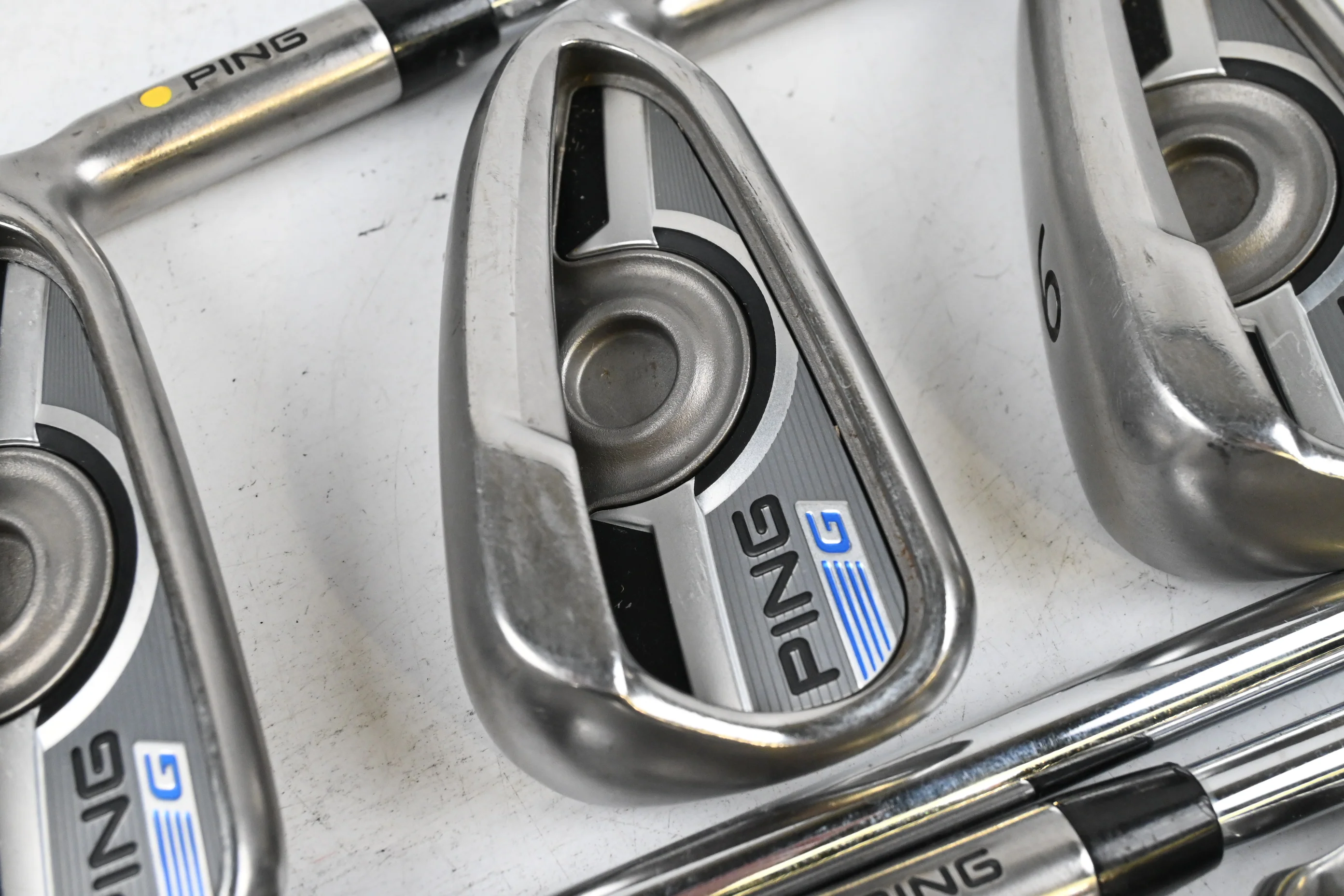 Ping G Series Irons / 4-PW / Yellow Dot / Regular Flex Ping AWT 2.0 Shafts