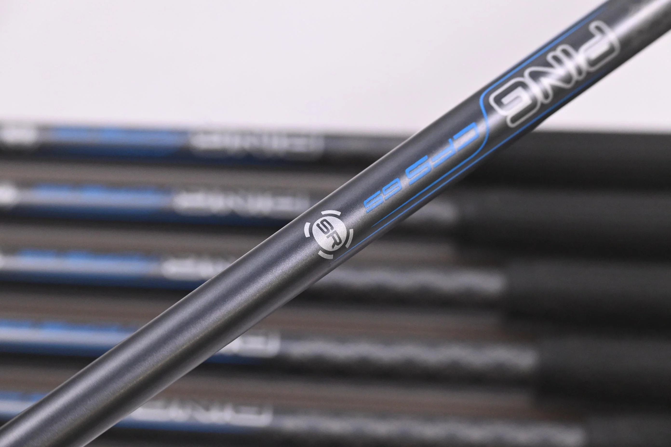 Ping G Series Irons / 5-PW+SW / Red Dot / Senior Flex Ping CFS 65 Shafts - Image 5