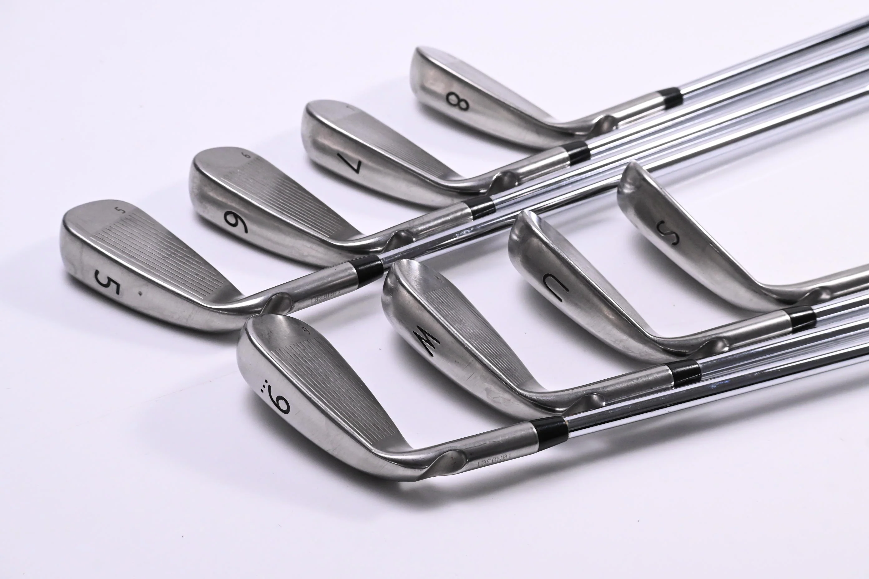 Ping G Series Irons / 5-PW+UW+SW / Black Dot / Regular Flex Ping AWT 2.0 Shafts - Image 4