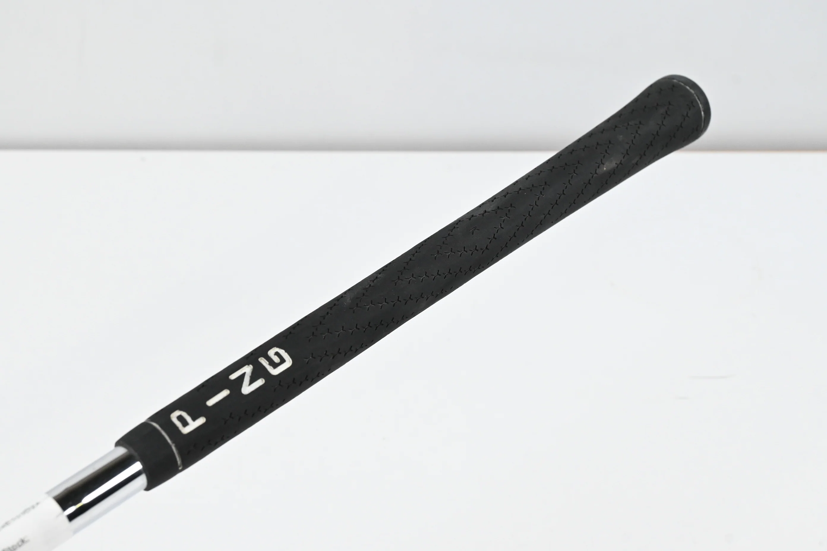 Ping G2 HL #4 Iron / 24 Degree / Black Dot / Regular Flex Ping AWT Shaft - Image 6