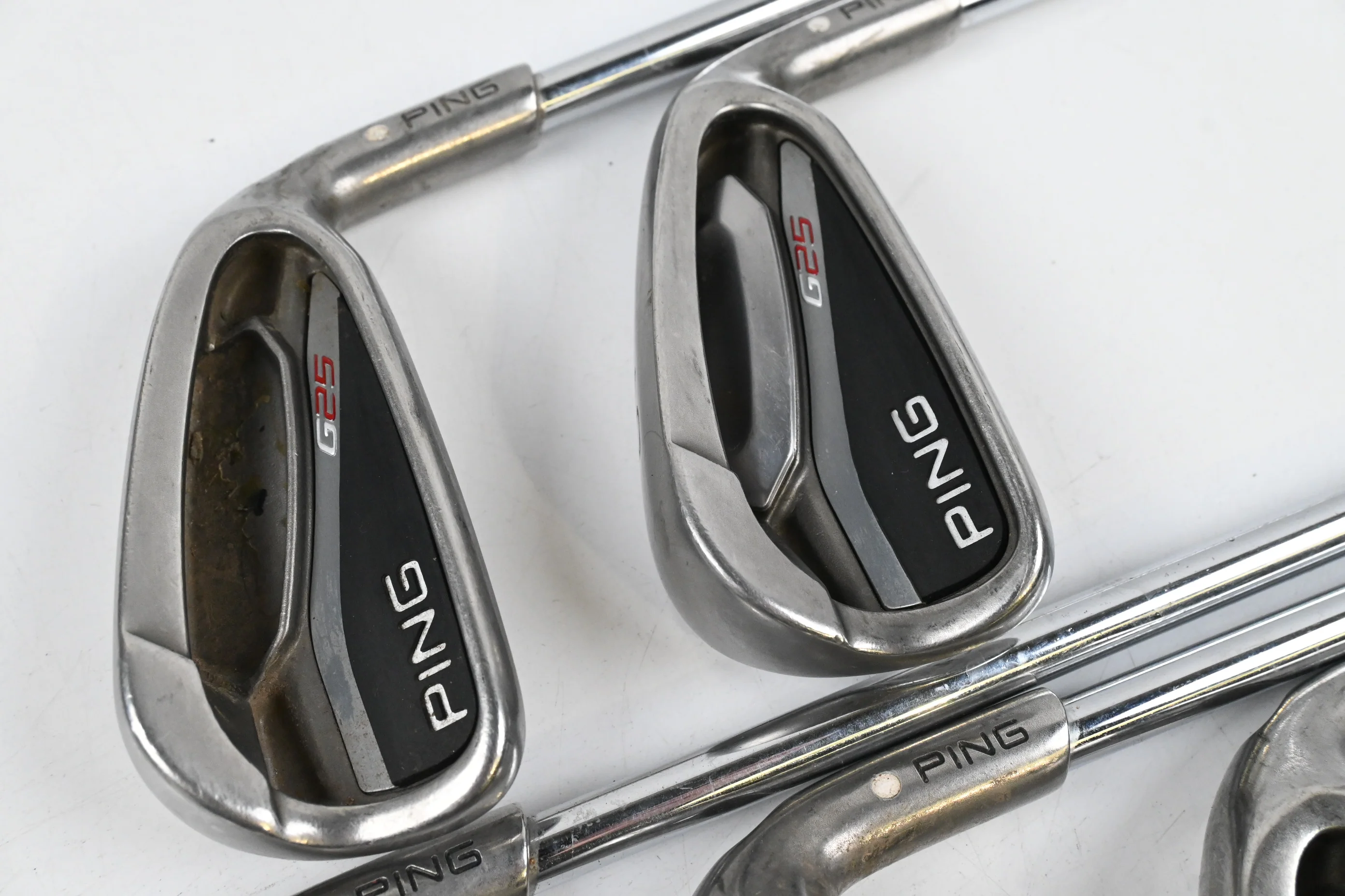Ping G25 Irons / 5-9i / Wite Dot / Stiff Flex Ping CFS Shafts