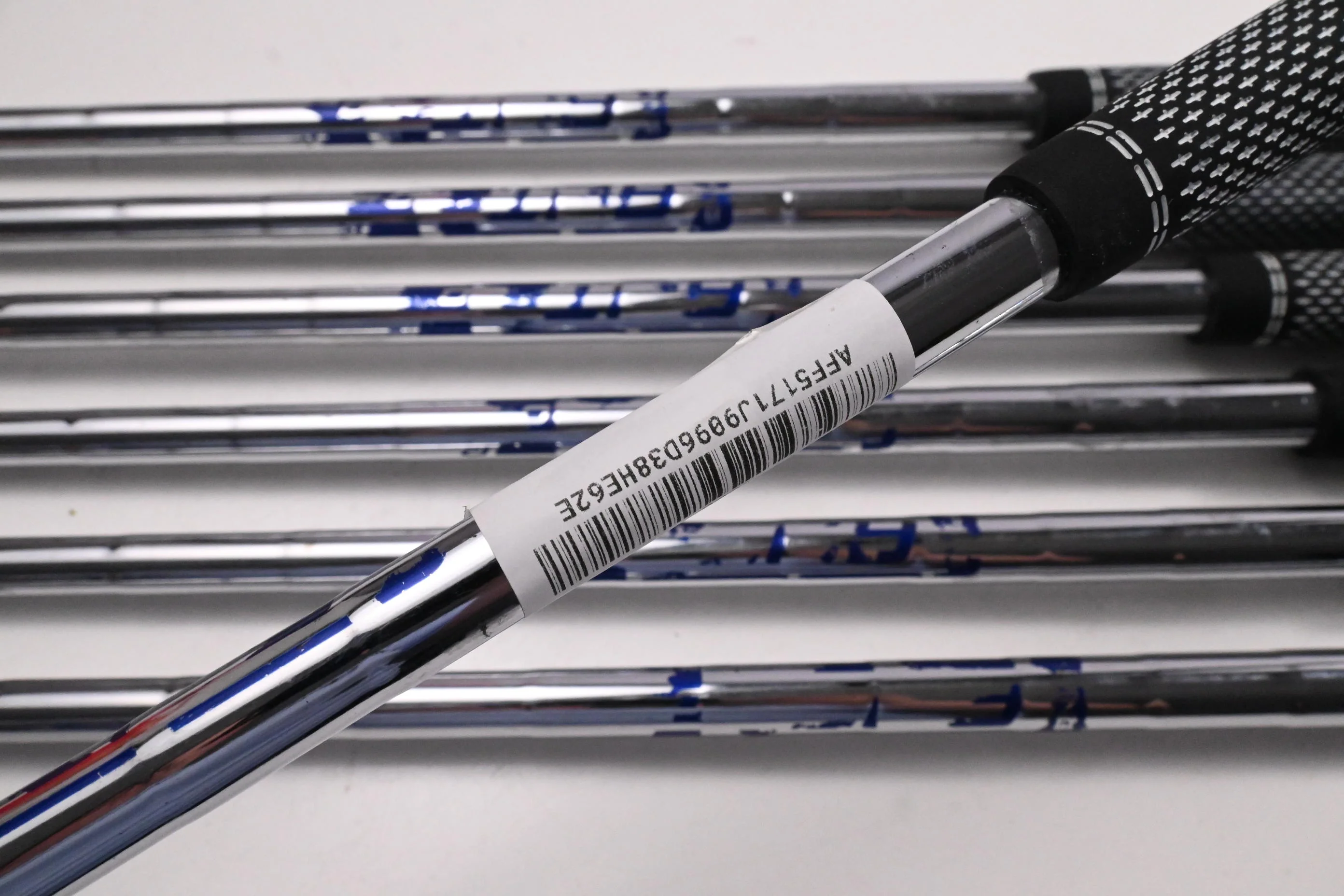 Ping G400 Irons / 4-PW / Blue Dot / Regular Flex Ping AWT 2.0 Shafts - Image 7