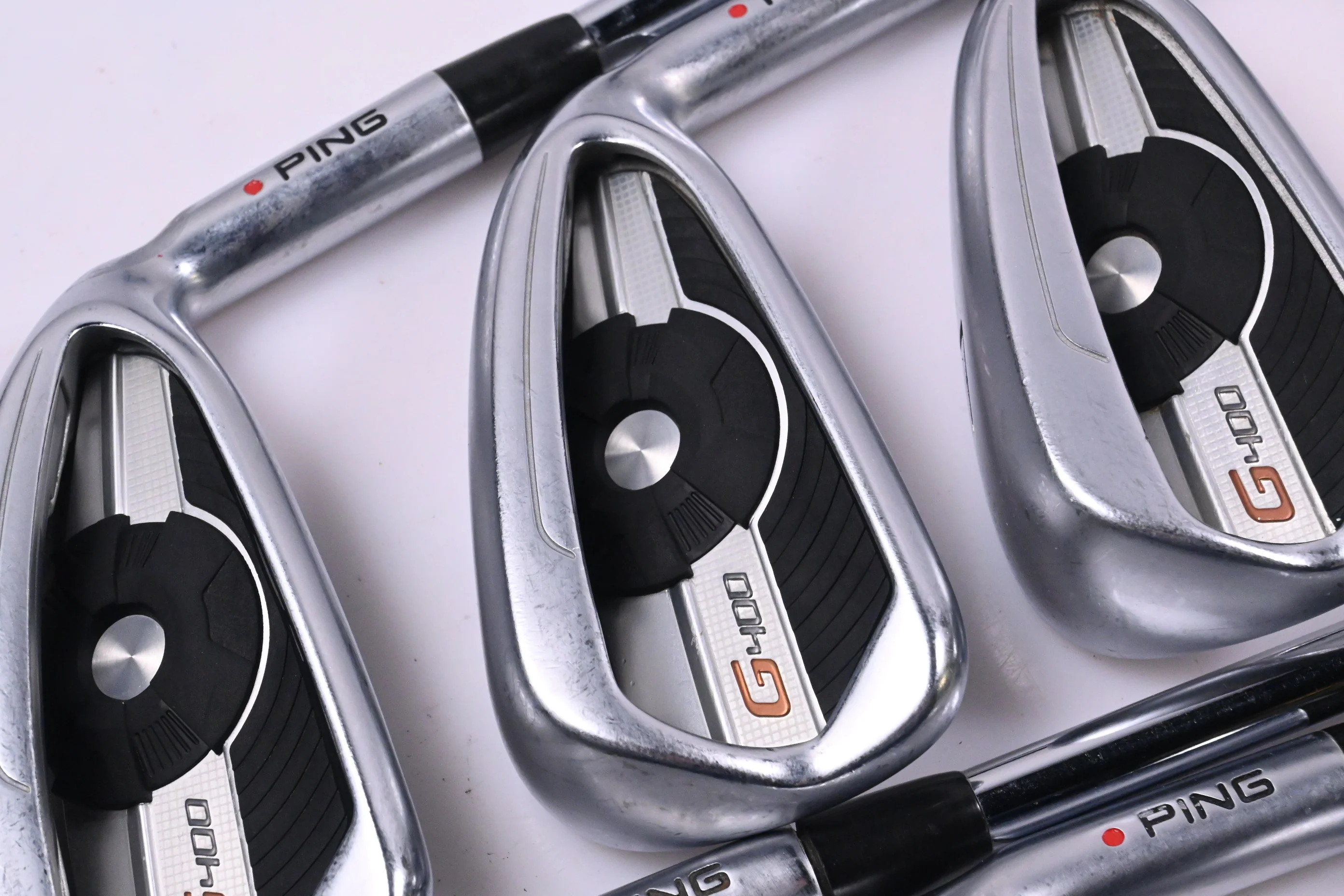 Ping G400 Irons / 5-PW / Red Dot / Regular Flex Ping AWT 2.0 Shafts