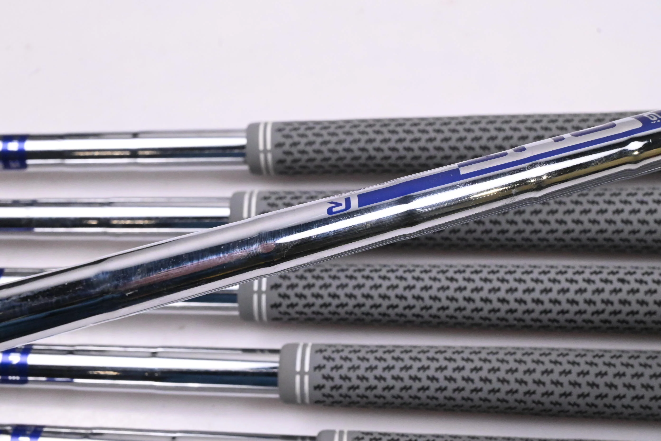 Ping G400 Irons / 5-PW+UW / Blue Dot / Regular Flex Ping AWT 2.0 Shafts - Image 5