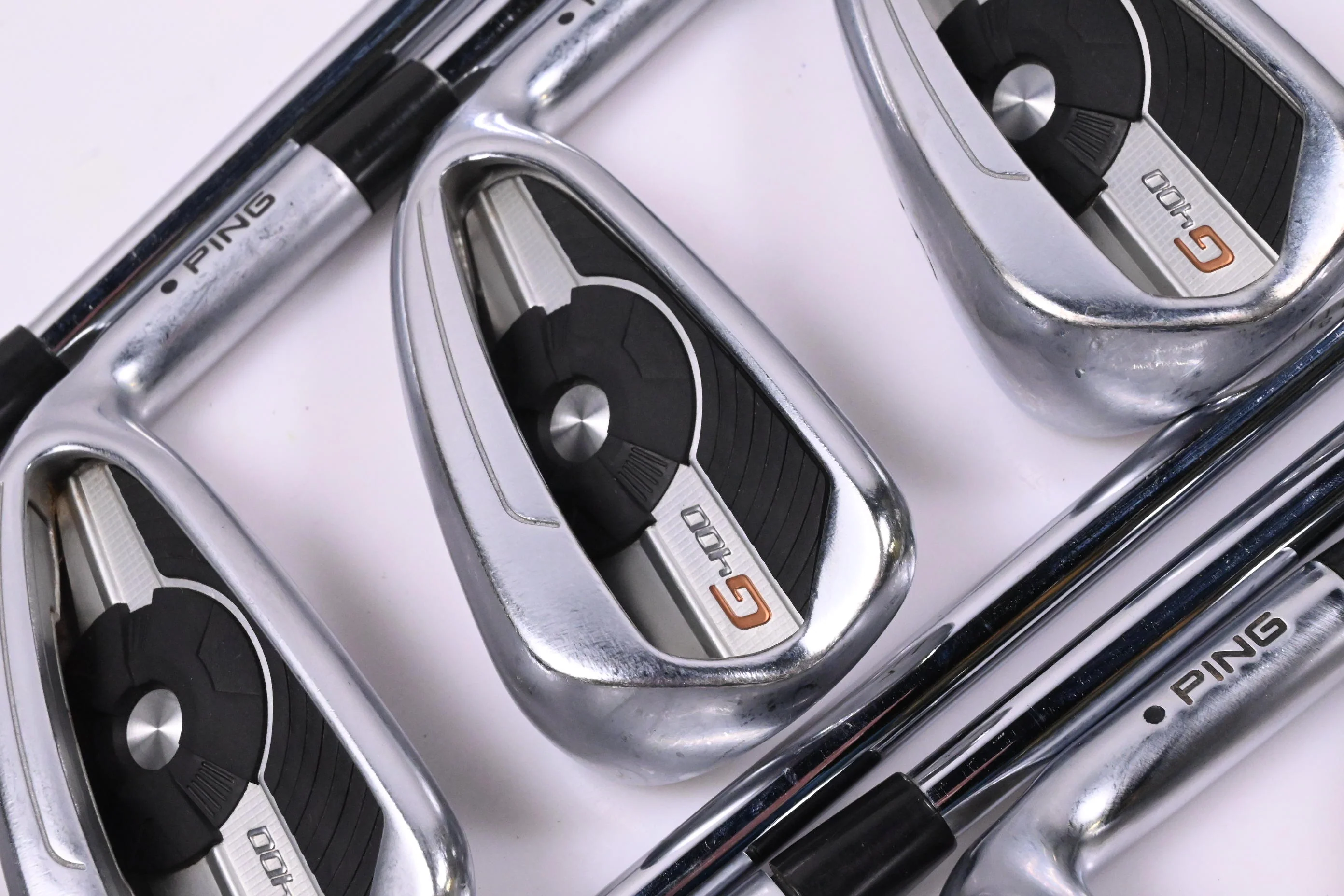 Ping G400 Irons / 5-PW+GW+SW / Black Dot / Stiff Flex Ping AMT 2.0 Shafts