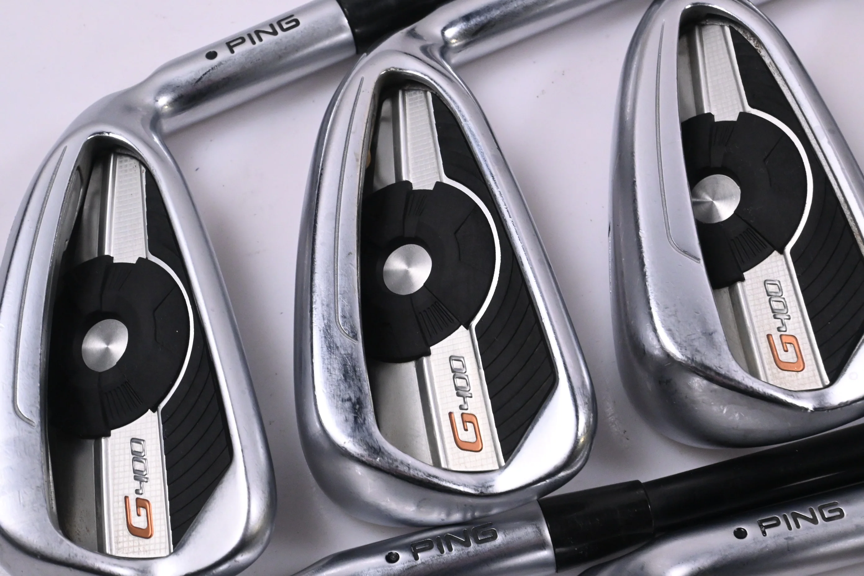 Ping G400 Irons / 5-PW+GW+SW / Black Dot / Regular Flex Ping Alta CB Shafts