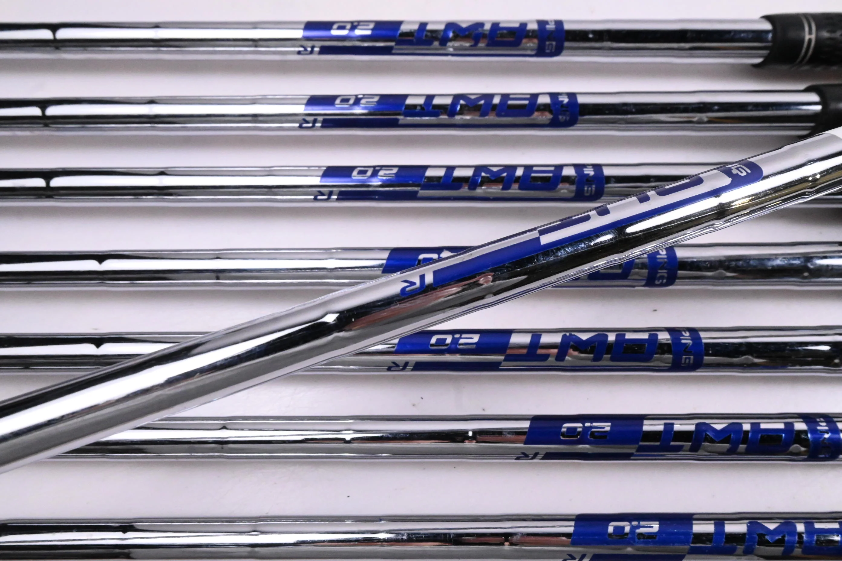 Ping G400 Irons / 4-9i+GW+SW / Silver Dot / Regular Flex Ping AWT 2.0 Shafts - Image 6
