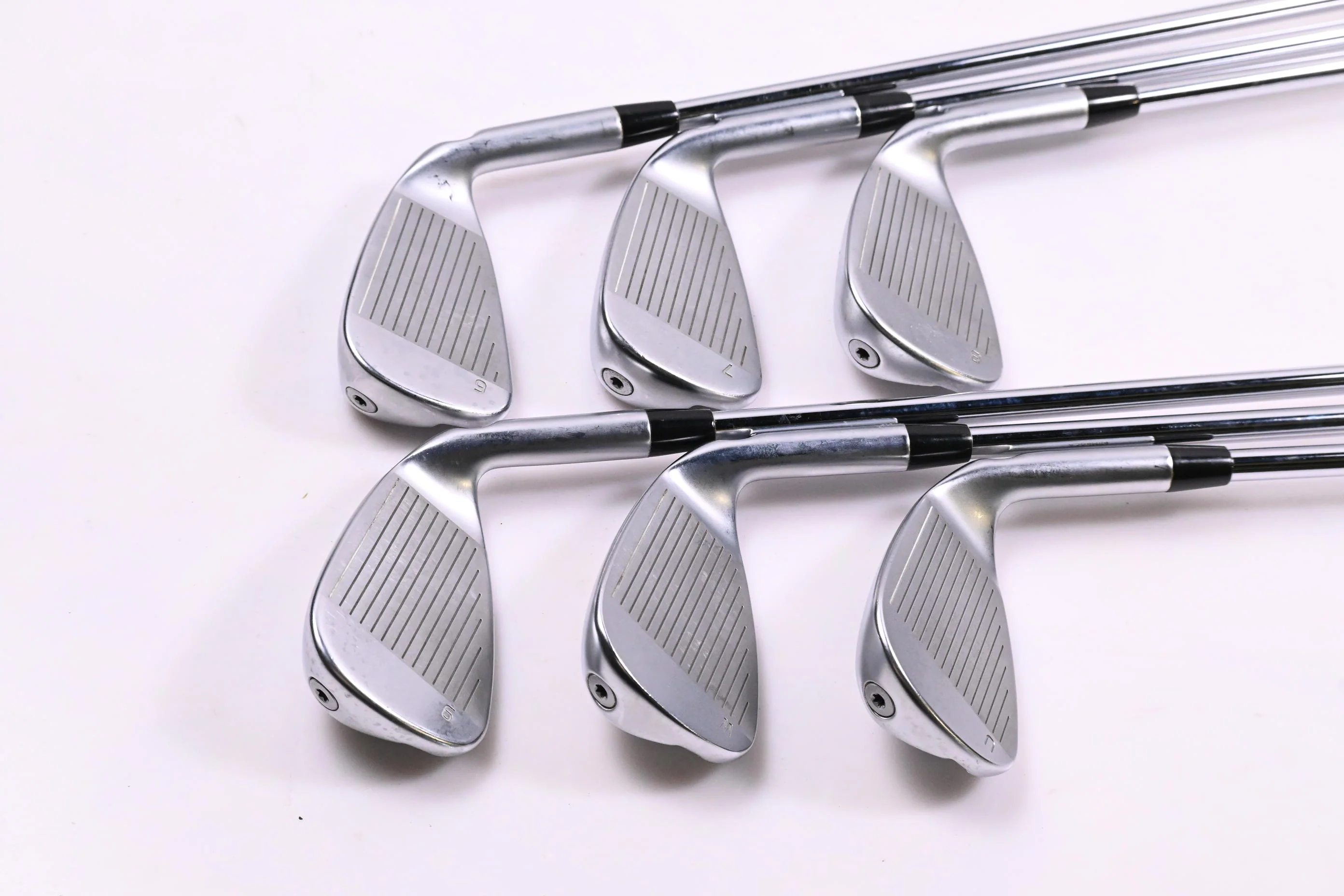 Left Hand Ping G425 Irons / 5-PW / Red Dot / Regular Flex Elevate MPH 95 Shafts - Image 3