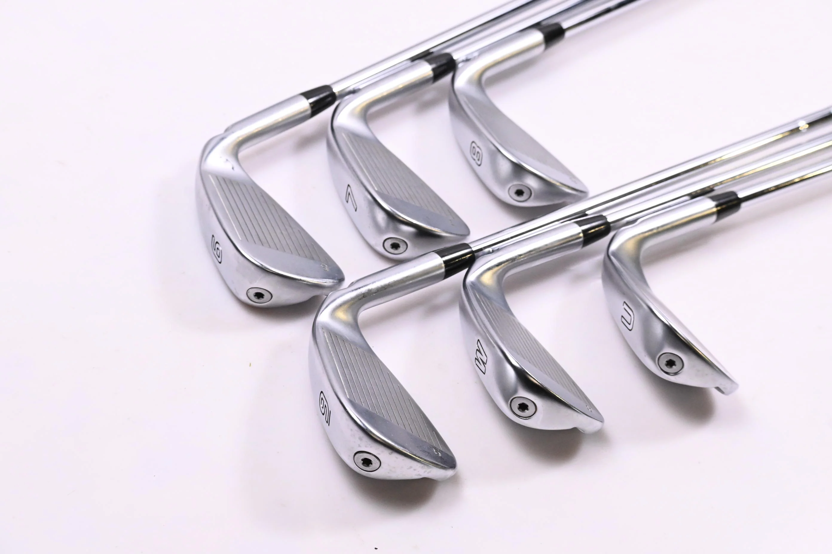 Left Hand Ping G425 Irons / 5-PW / Red Dot / Regular Flex Elevate MPH 95 Shafts - Image 4
