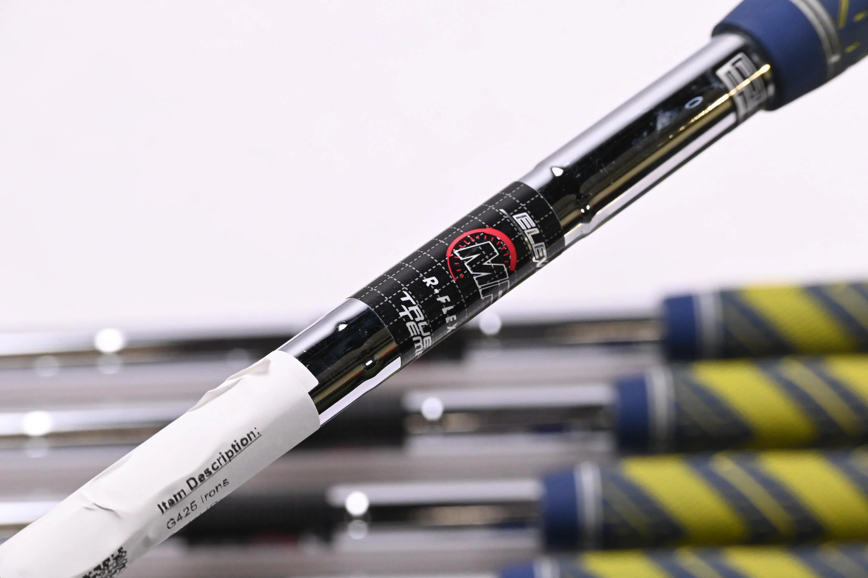 Left Hand Ping G425 Irons / 5-PW / Red Dot / Regular Flex Elevate MPH 95 Shafts - Image 5