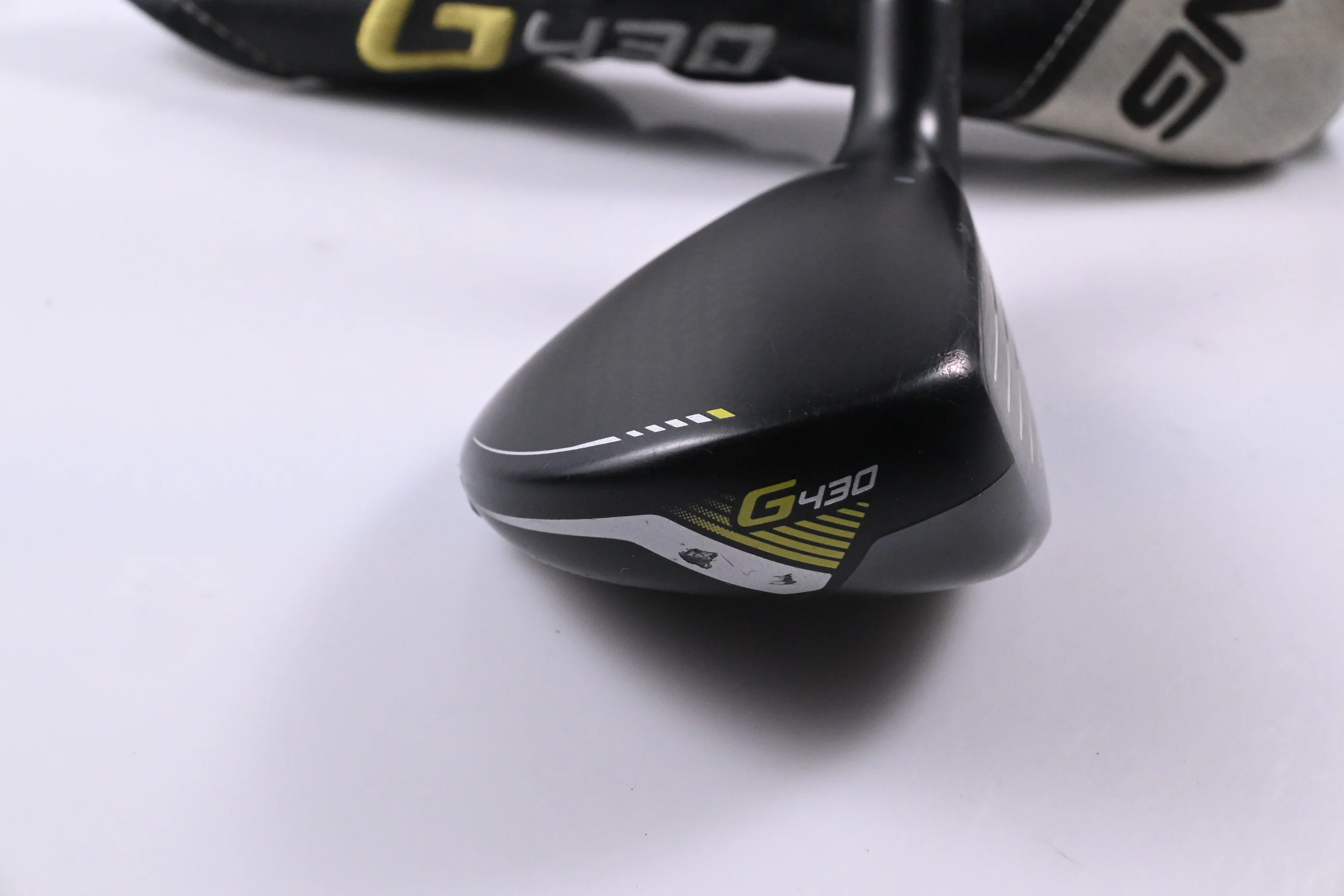 Ping G430 #4 Hybrid / 22 Degree / Regular Flex Ping Tour 2.0 Chrome 85 Shaft - Image 3