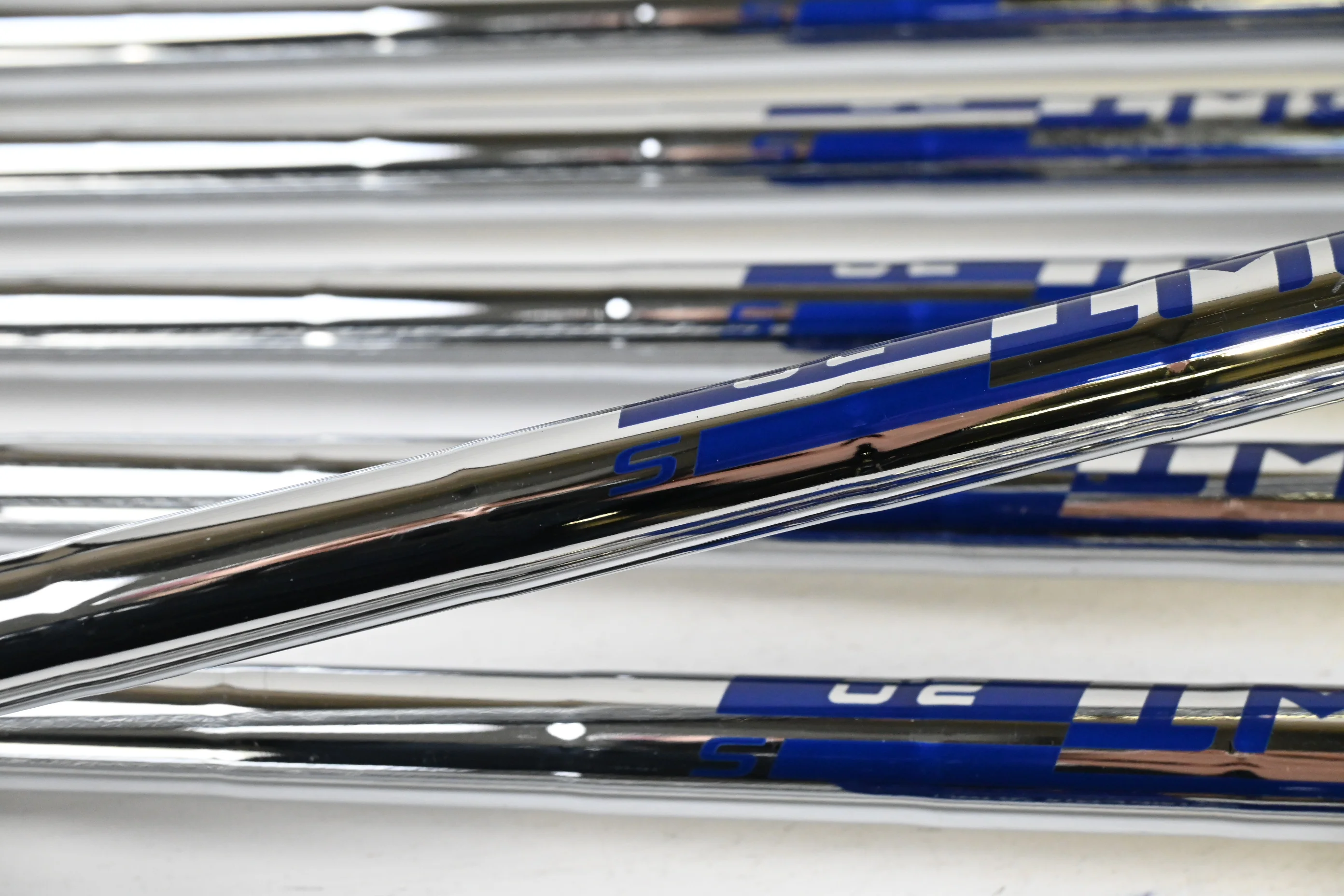 Left Hand Ping G430 Irons / 5-PW+GW+SW+LW / White Dot / Stiff Flex Ping AWT 2.0 - Image 5