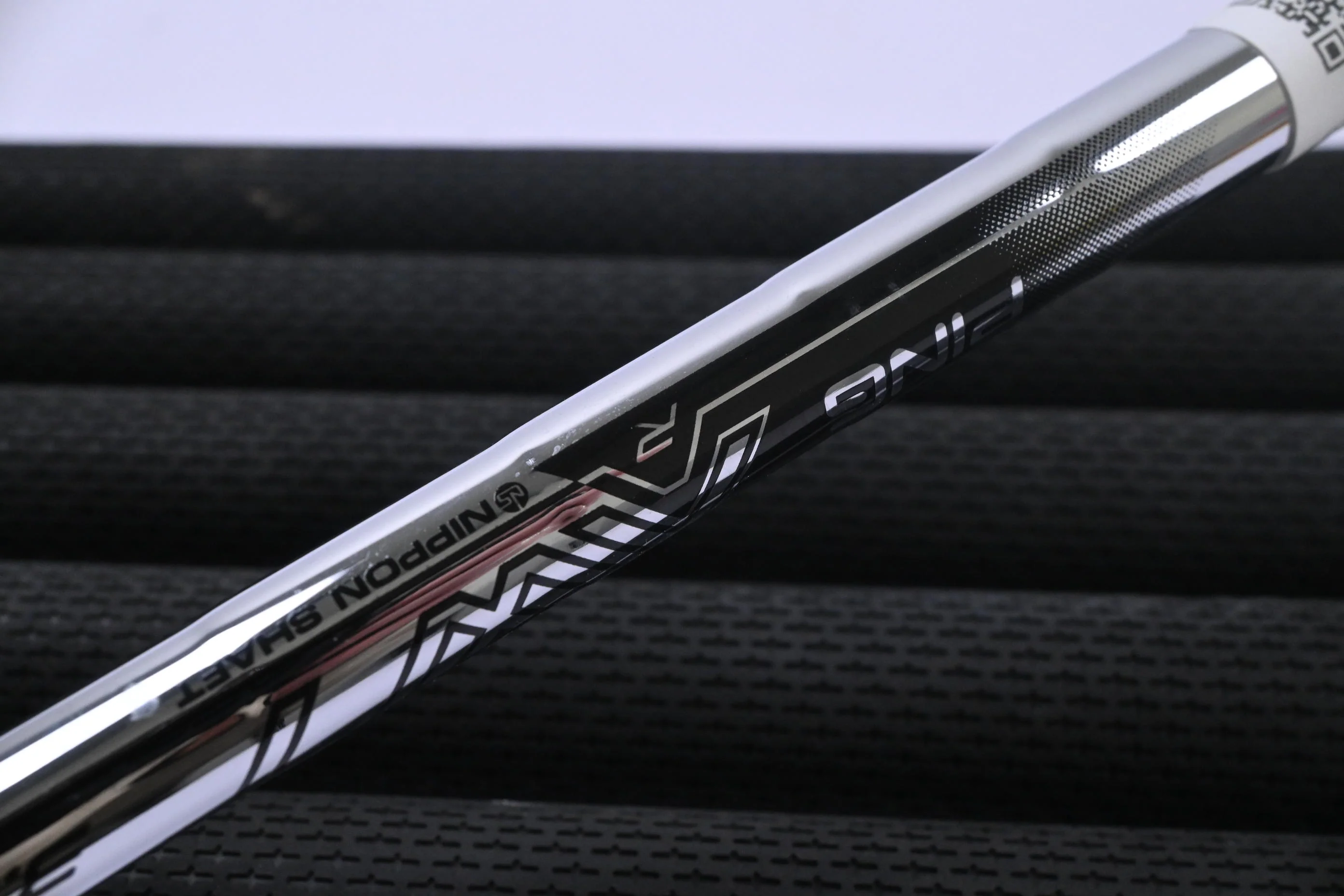 Ping G440 Irons / 6-PW+SW / Blue Dot / Regular Flex Ping AWT 3.0 Shafts - Image 5