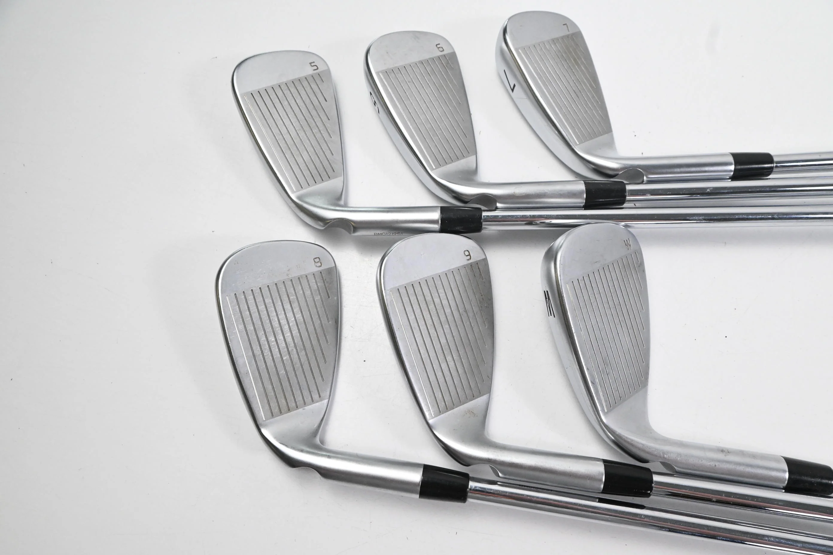 Ping G440 Irons / 5-PW / Blue Dot / Regular Flex Ping AWT 3.0 Shafts - Image 3