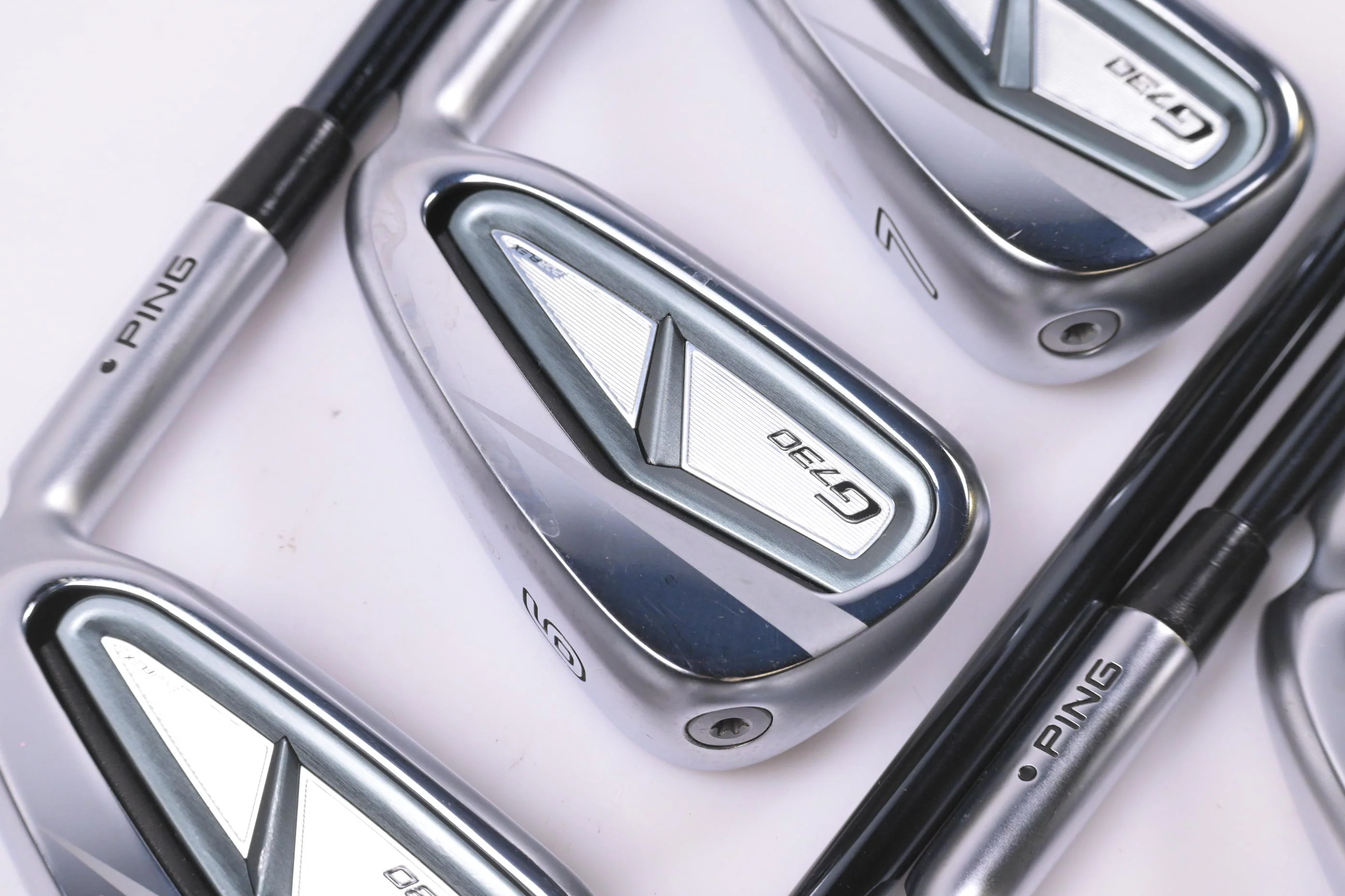 Ping G730 Irons / 5-PW+GW / Black Dot / Regular Flex UST Recoil Dart 75