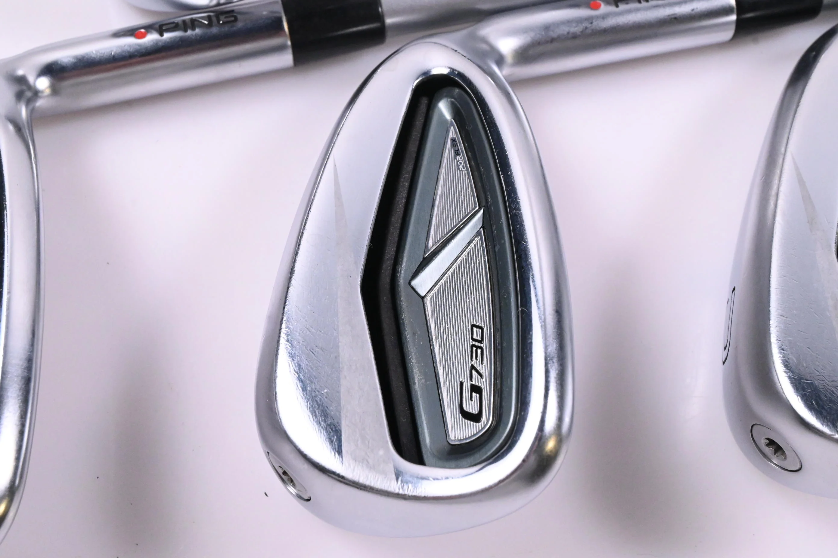 Ping G730 Irons / 7-PW+GW / Red Dot / Senior Flex Ping Alta Quick 45 Shafts
