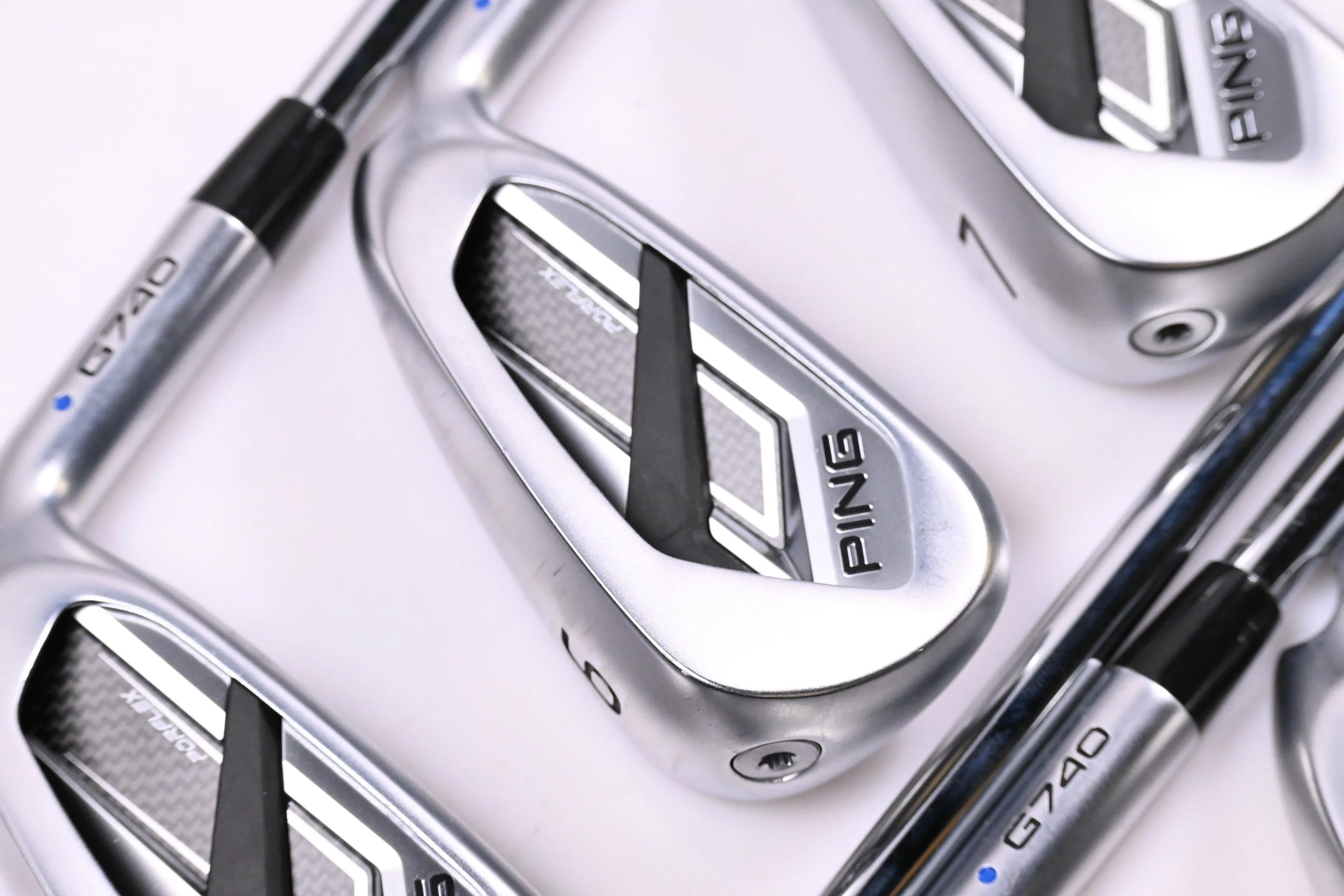 Ping G740 Irons / 5-PW+UW / Blue Dot / Regular Flex Ping AWT 3.0 Shafts