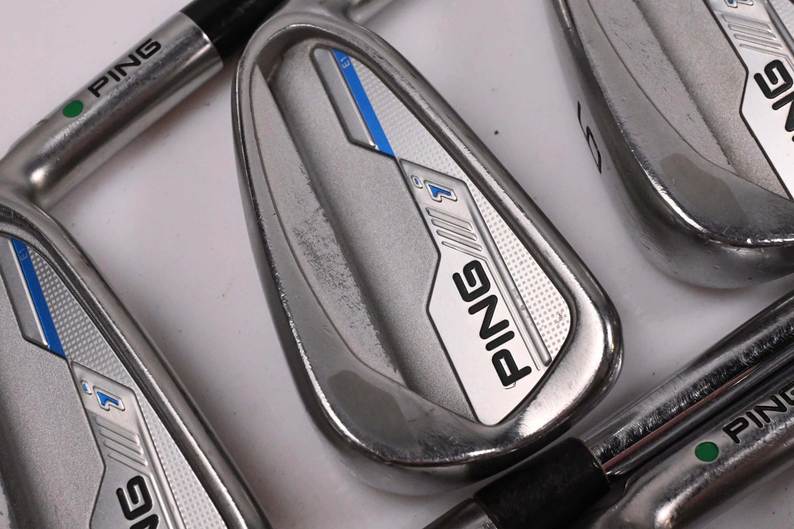 Ping i-Series E1 Irons / 4-PW+GW / Green Dot / Stiff Flex Dynamic Gold S300