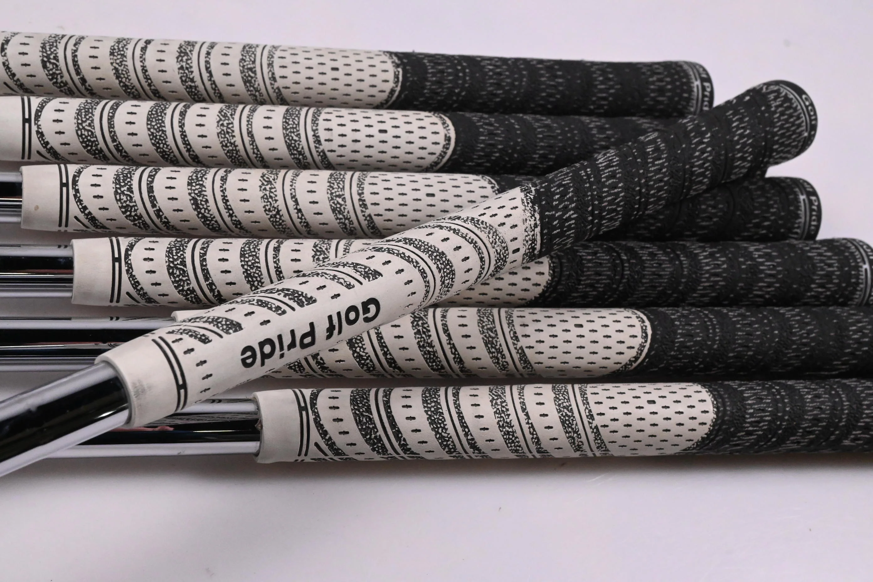 Ping i-Series E1 Irons / 4-PW / Blue Dot / Regular Flex Ping Shafts - Image 7