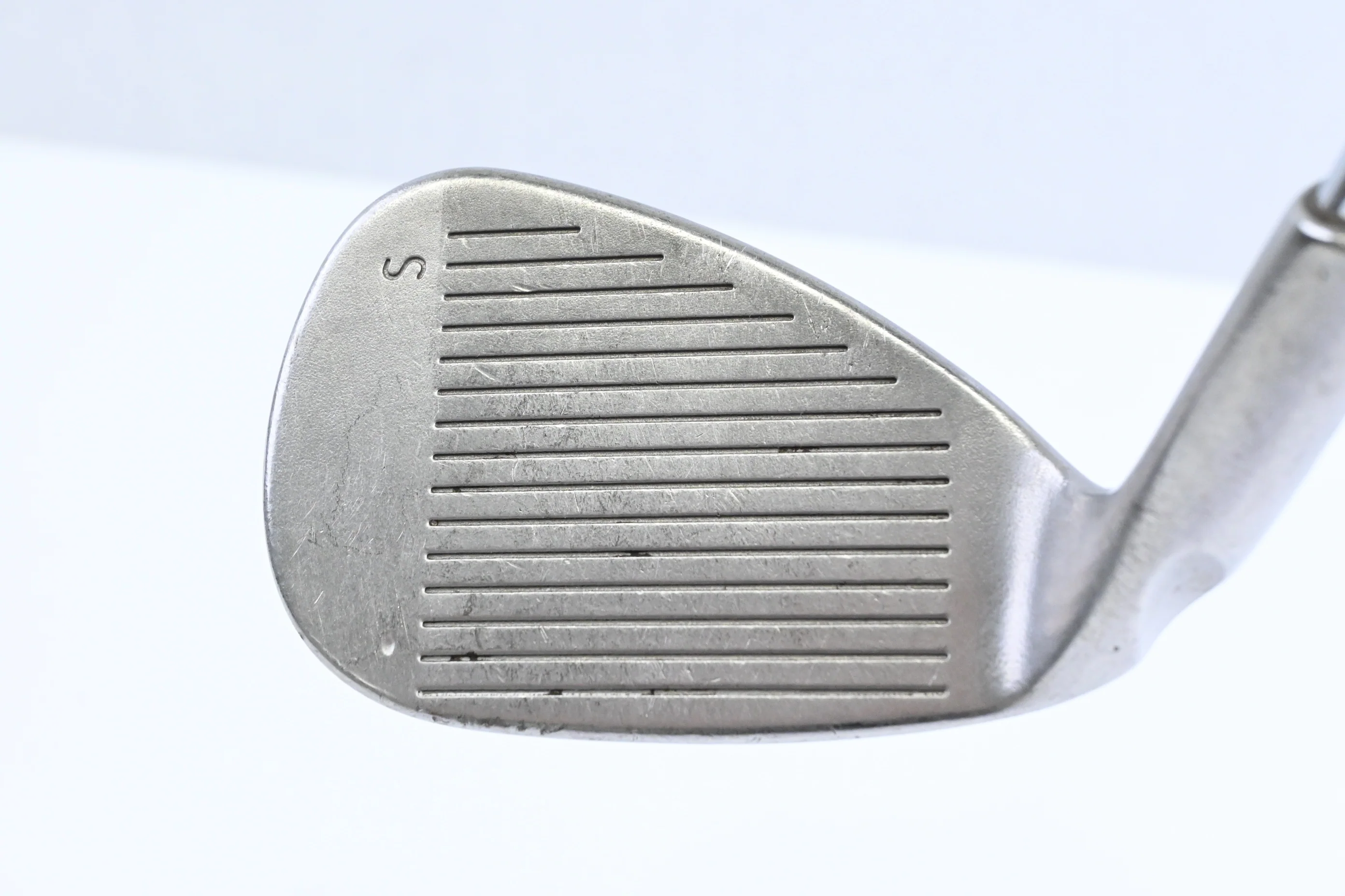 Ping i10 Sand Wedge / 54 Degree / White Dot / Regular Flex Ping AWT Shaft - Image 2