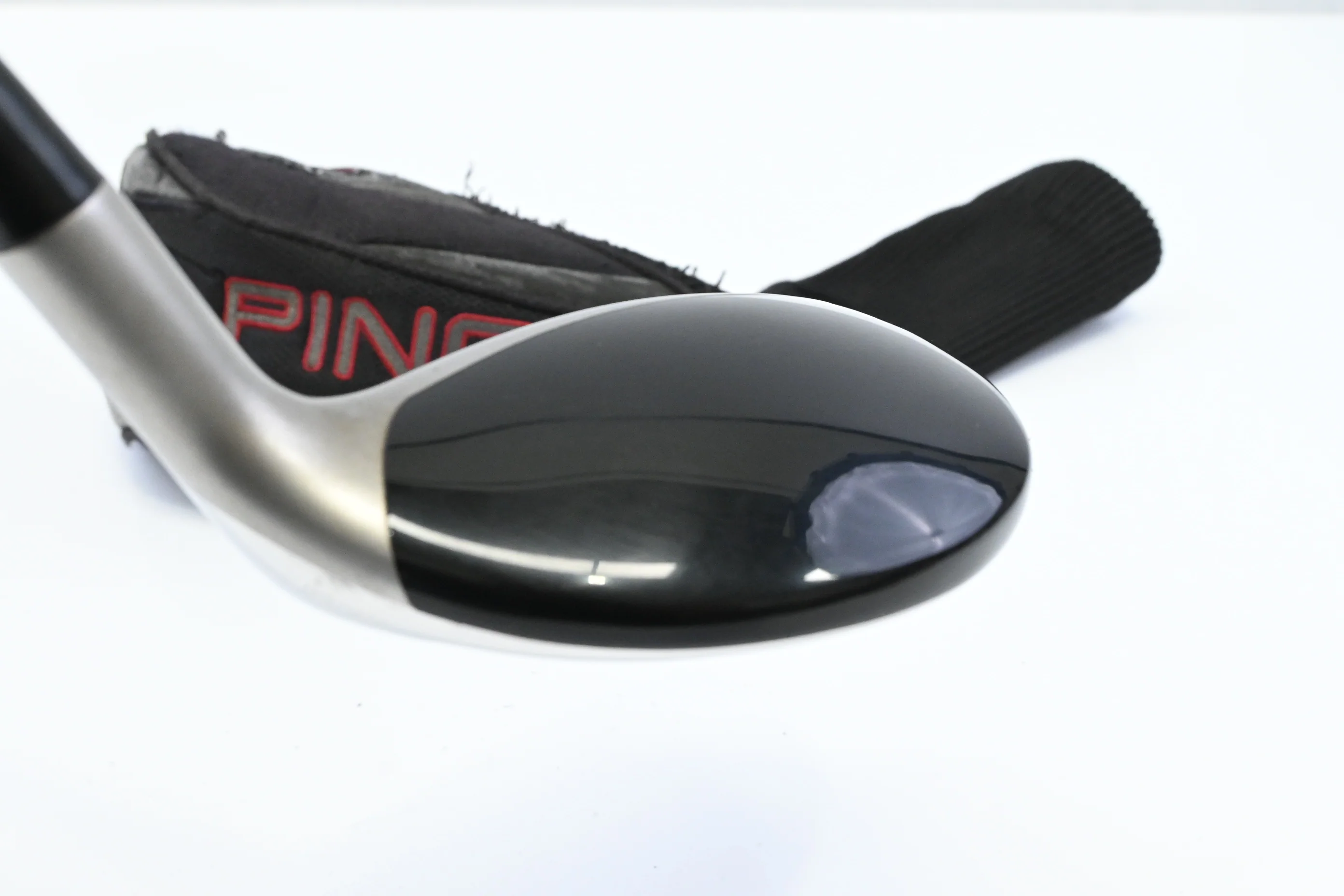 Ping i15 #2 Hybrid / 17 Degree / Regular Flex UST Proforce AxivCore 85 Shaft - Image 5