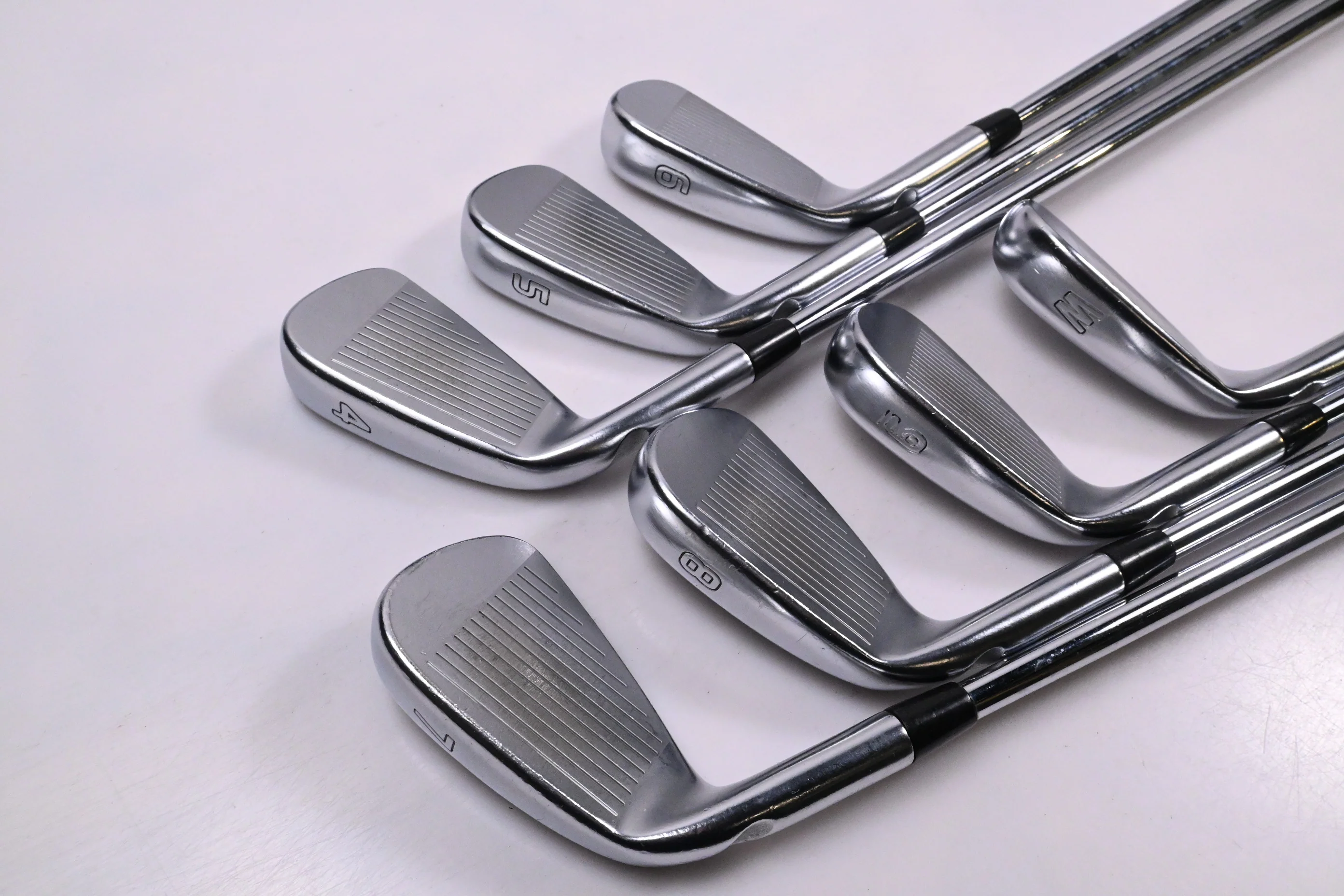 Ping i210 Irons / 4-PW / Black Dot / Stiff Flex Ping AWT 2.0 Shafts - Image 4