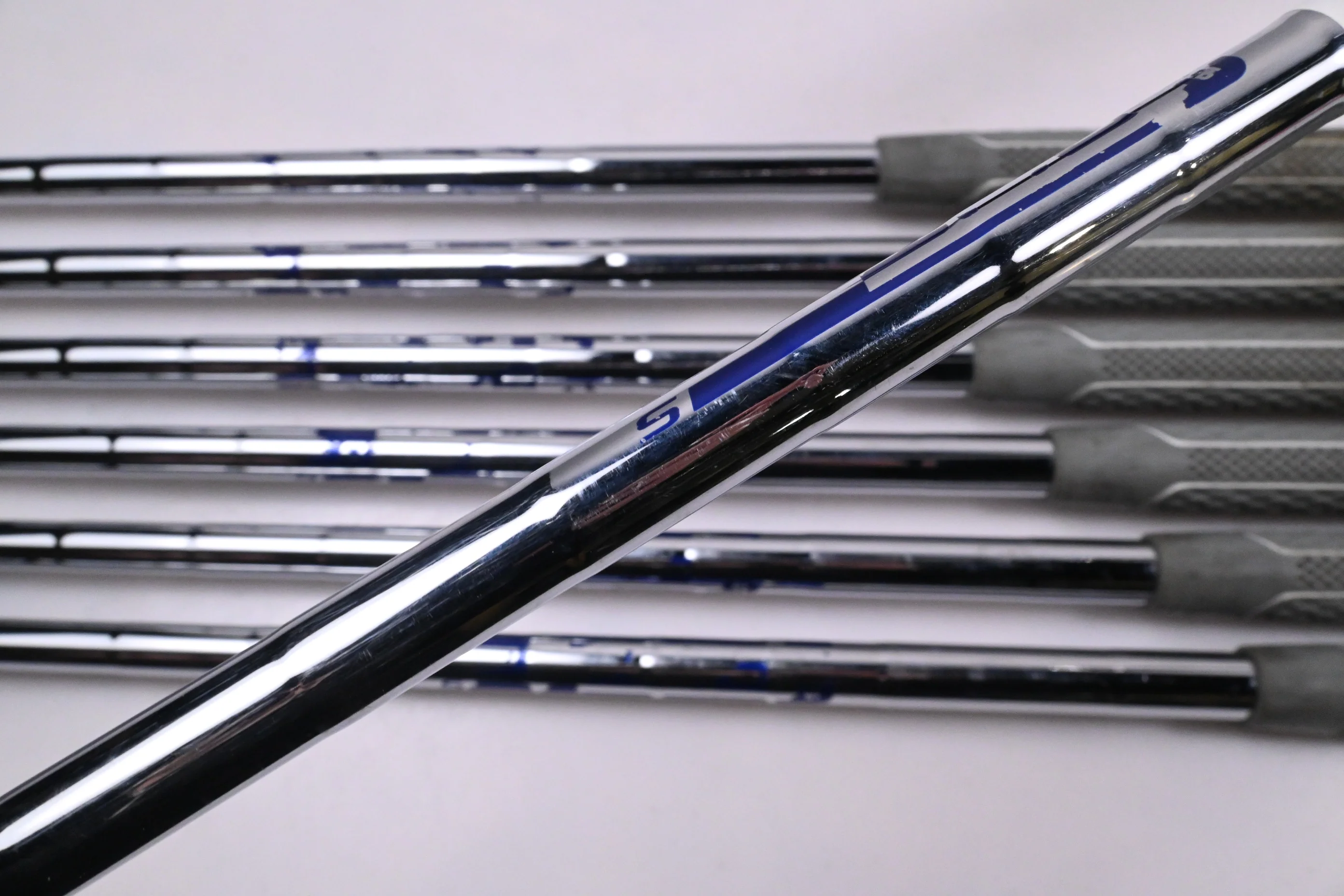 Ping i210 Irons / 4-PW / Black Dot / Stiff Flex Ping AWT 2.0 Shafts - Image 5