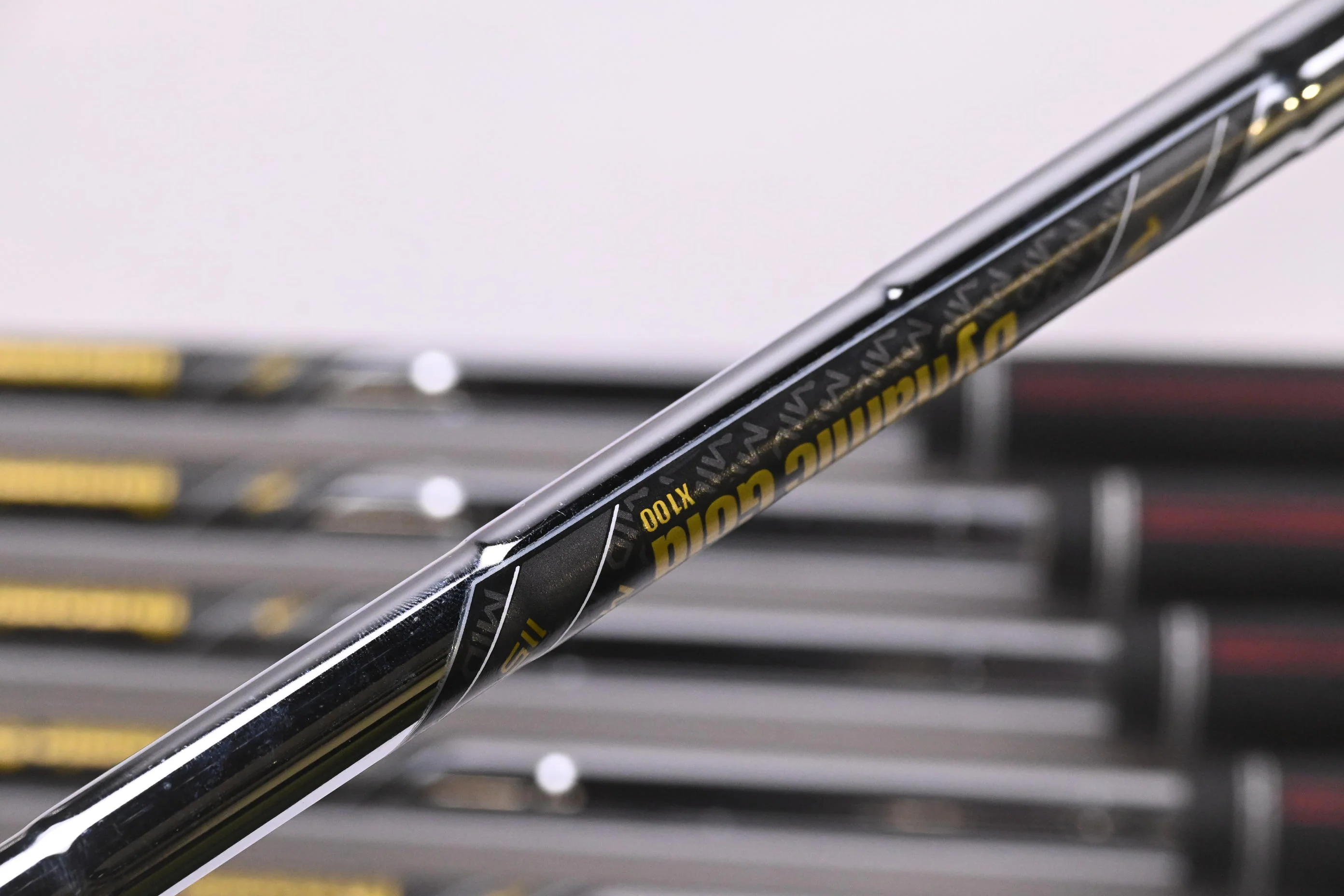 Ping i230 Irons / 5-PW / Blue Dot / X-Flex Dynamic Gold Mid 115 X100 Shafts - Image 5