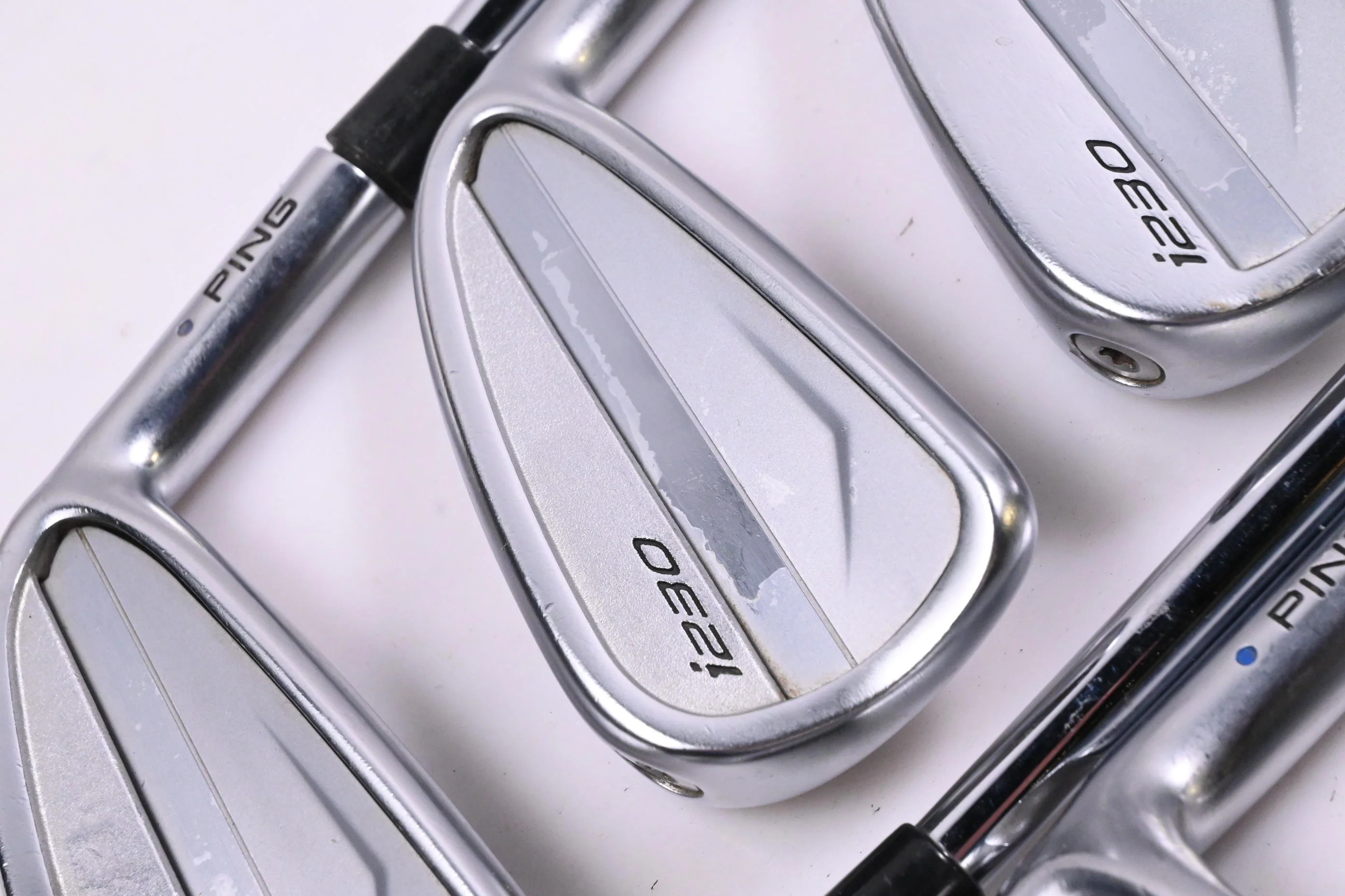 Ping i230 Irons / 4-PW+GW / Blue Dot / Stiff Flex Dynamic Gold 120 S300 Shafts