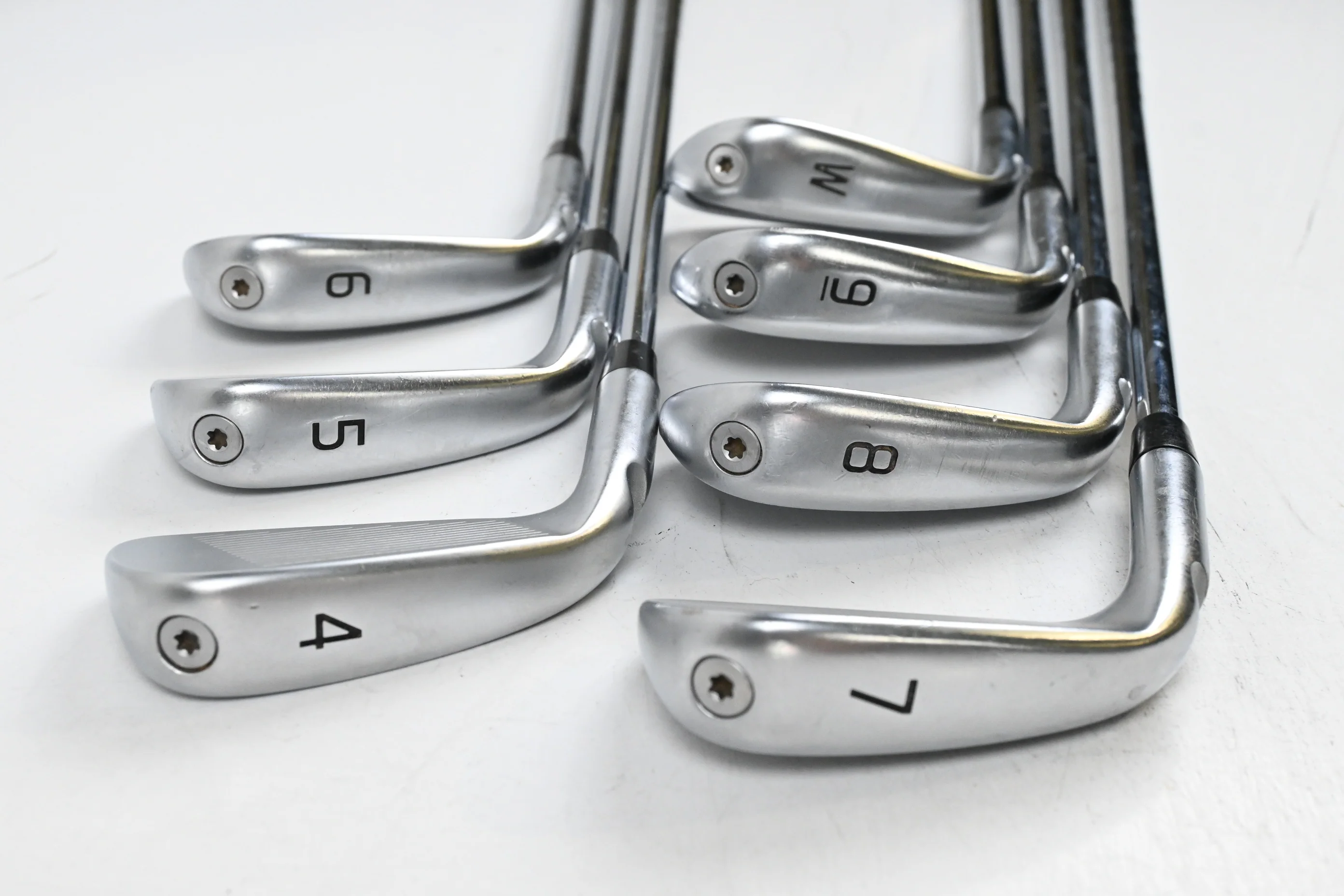 Ping i230 Irons / 4-PW / Blue Dot / Regular Flex Elevate MPH 95 Shafts - Image 4
