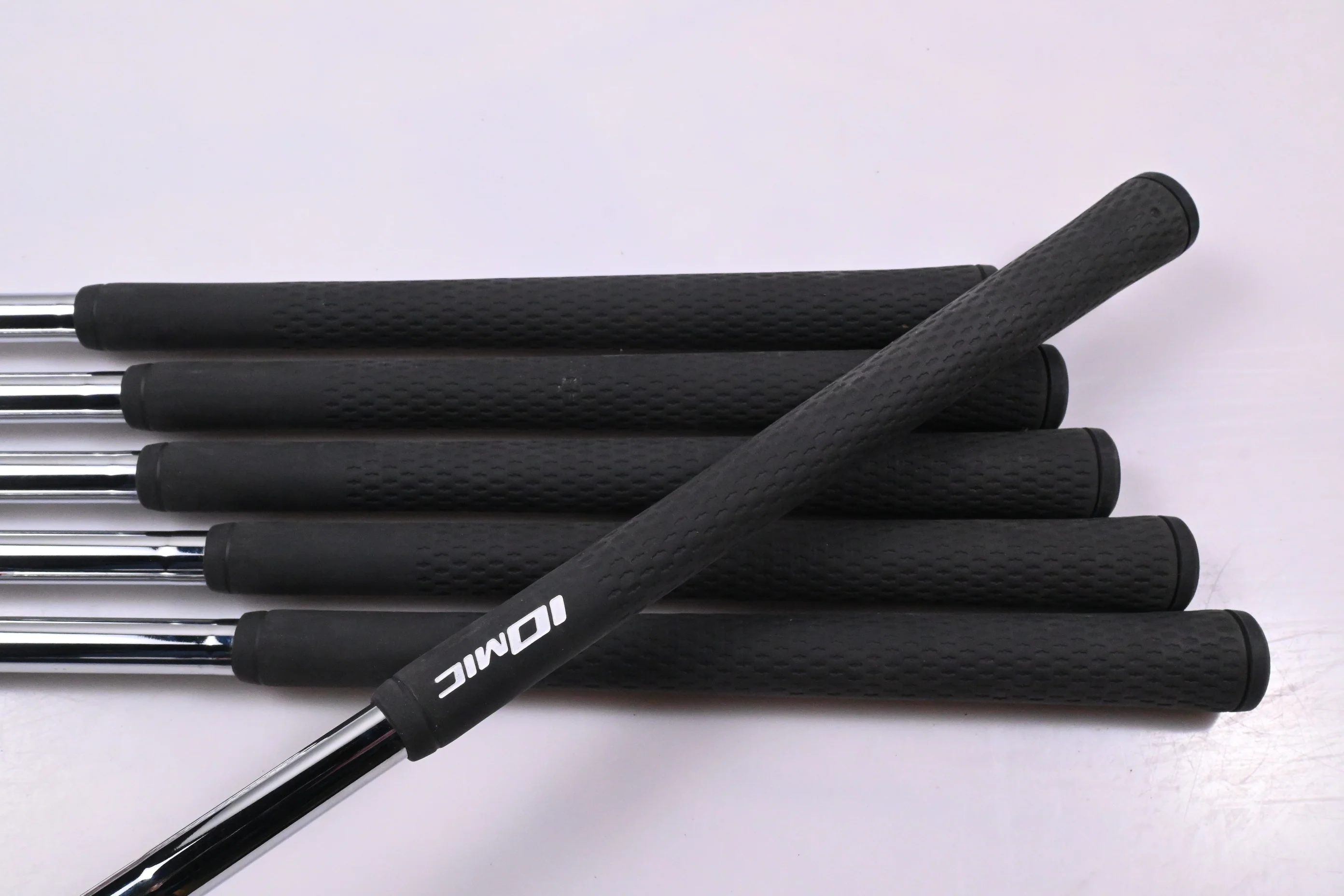 Ping I240 Irons / 5-PW / Red Dot / Stiff Flex KBS Tour Lite Shafts - Image 7