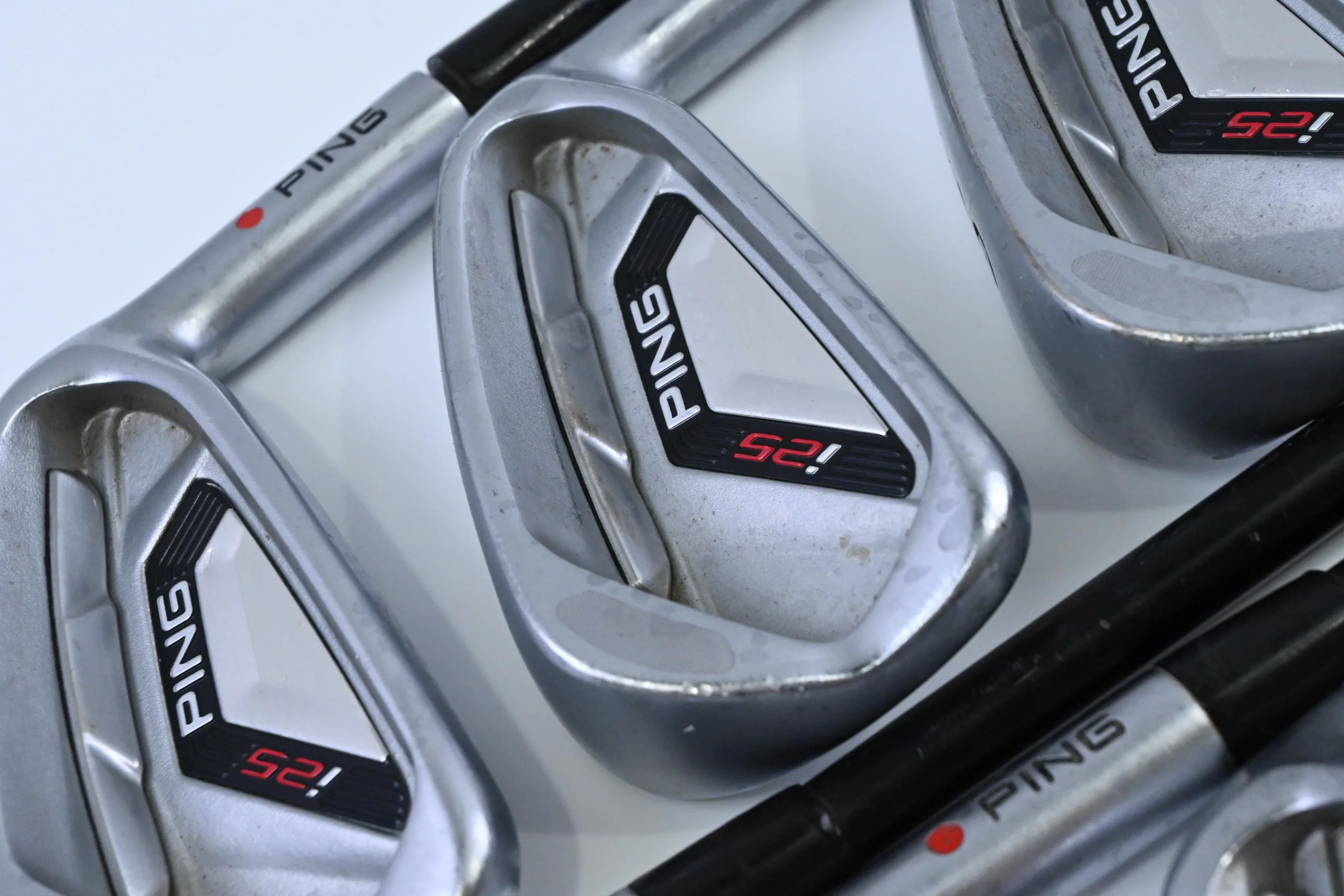 Ping i25 Irons / 4-PW / Red Dot / Regular Flex Ping TFC 189 Shafts