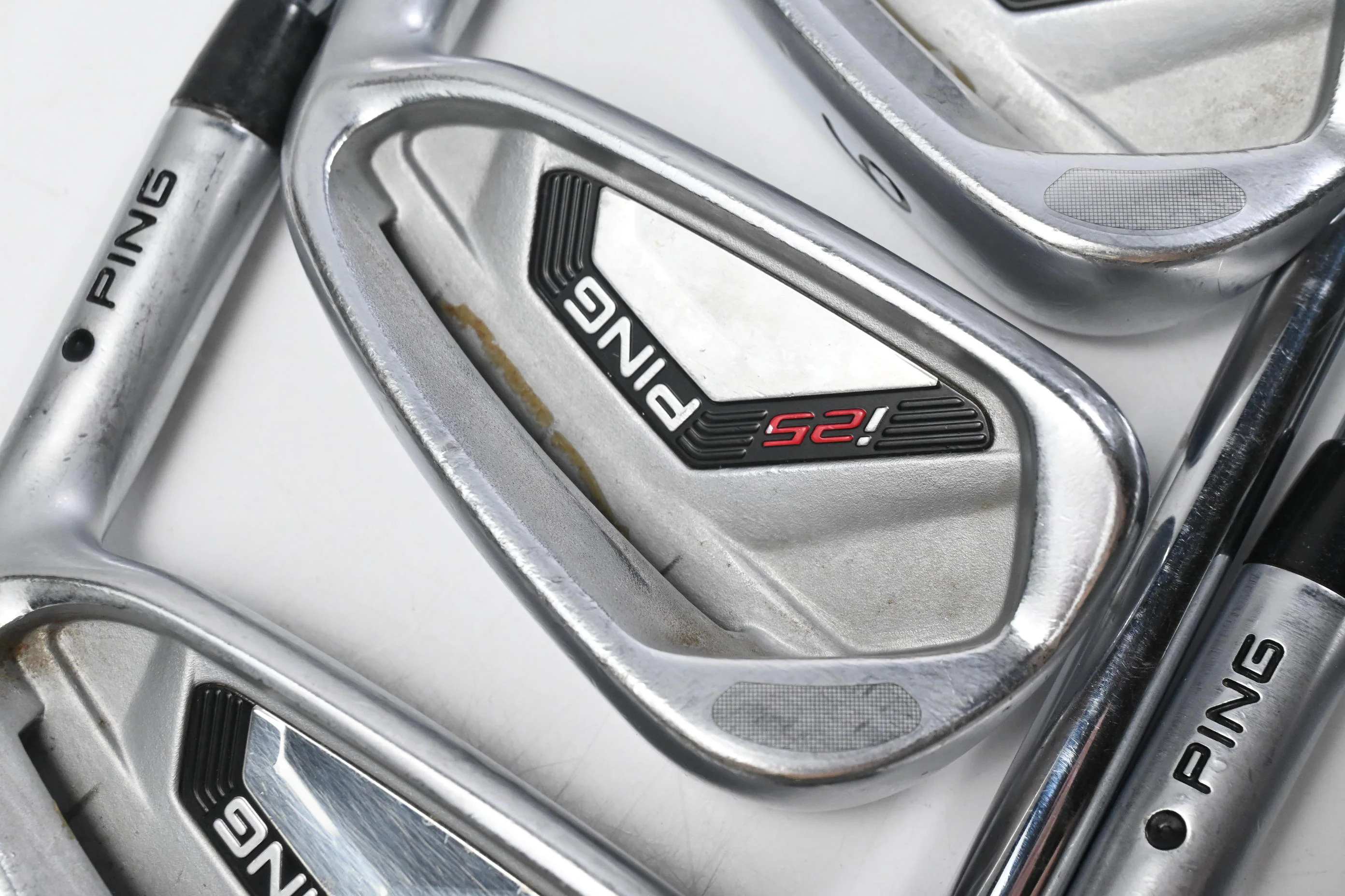 Ping i25 Irons / 4-PW / Black Dot / Regular Flex Ping CFS Shafts
