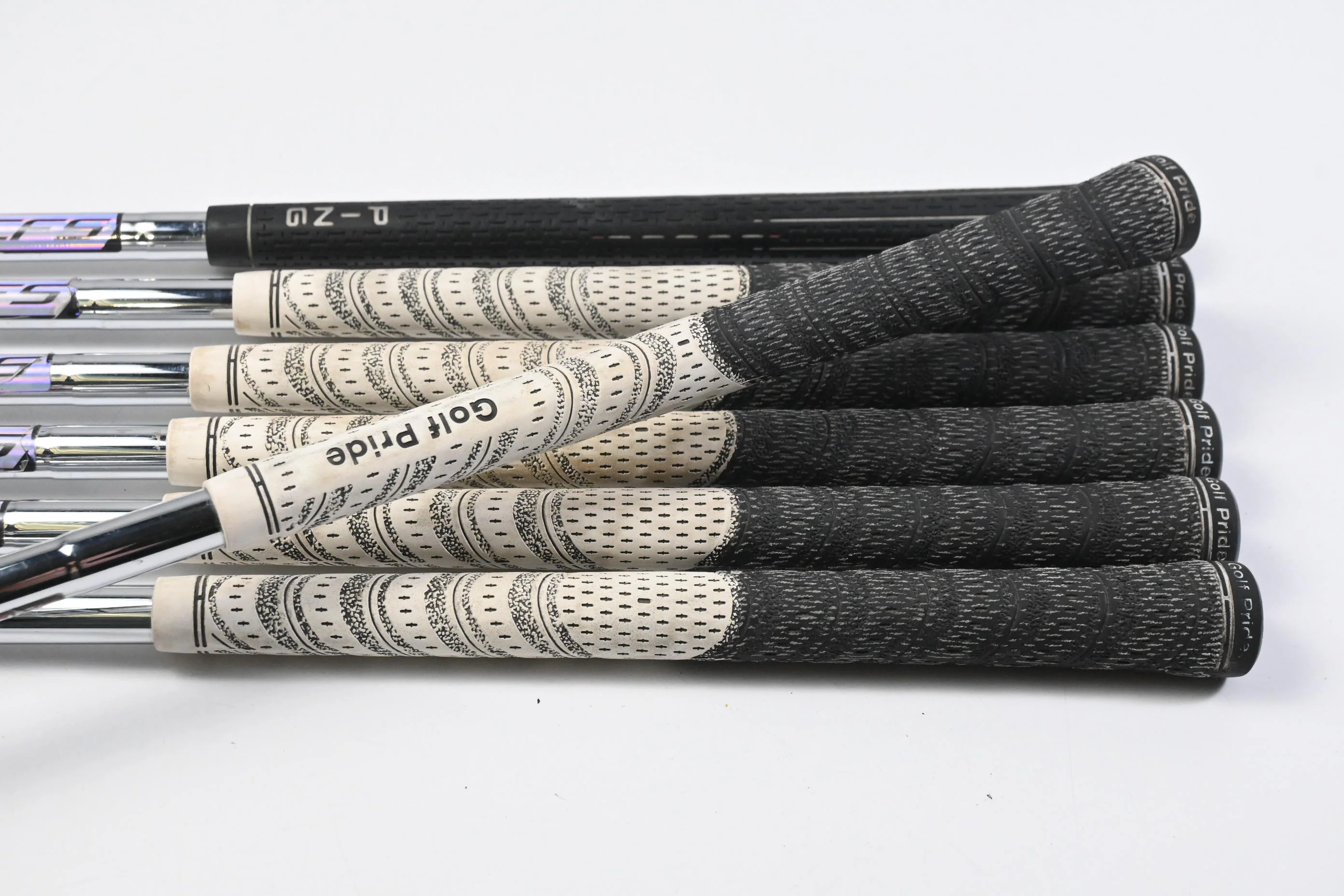 Ping i25 Irons / 4-PW / Black Dot / Regular Flex Ping CFS Shafts - Image 7