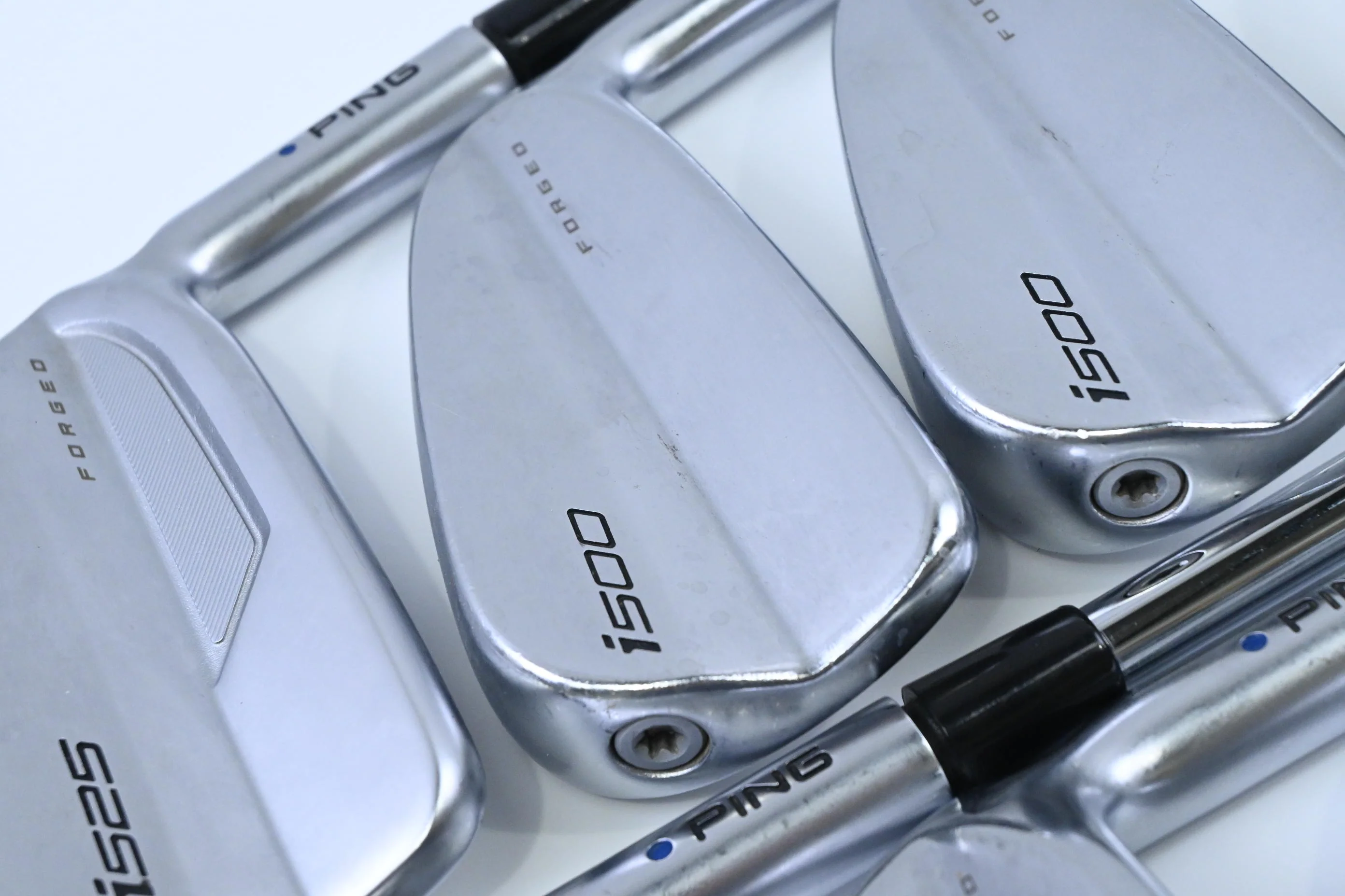 Ping i500 Irons / 4-PW+UW / Blue Dot / Stiff Flex Dynamic Gold 120 S300 Shafts