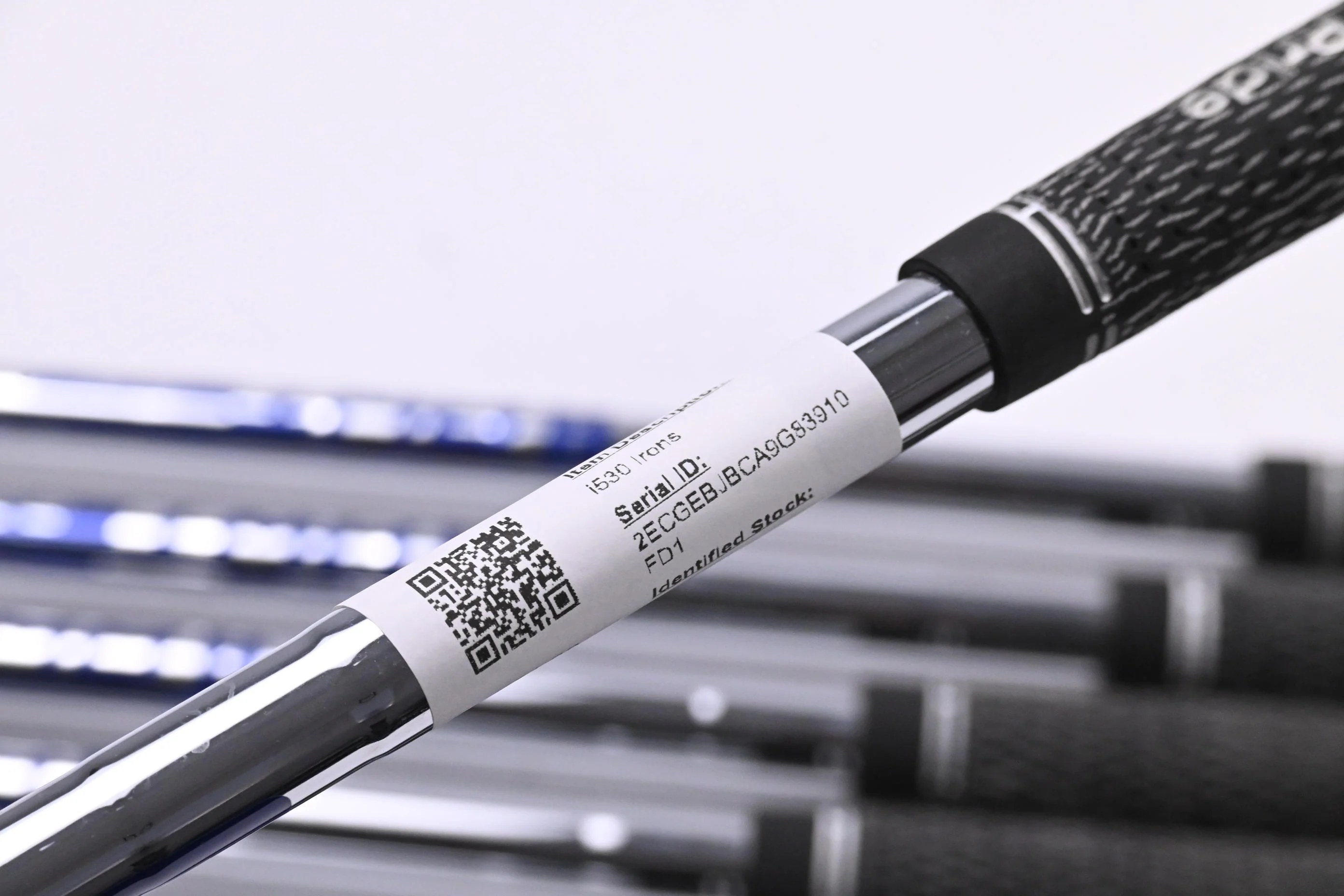 Left Hand Ping i530 Irons / 4-PW+UW / Blue Dot / Stiff Flex Ping AWT 2.0 Shafts - Image 6