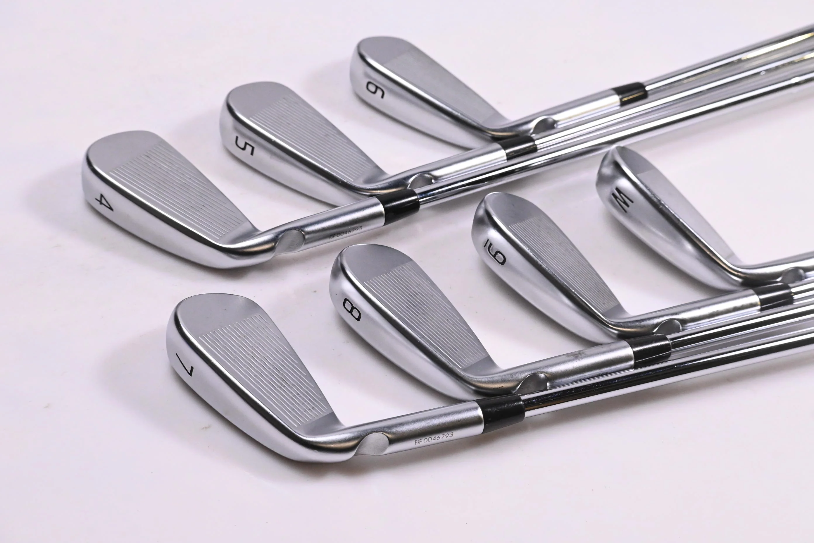 Ping i530 Irons / 4-PW / Blue Dot / Regular Flex Dynamic Gold Mid 100 R300 Shafts - Image 4