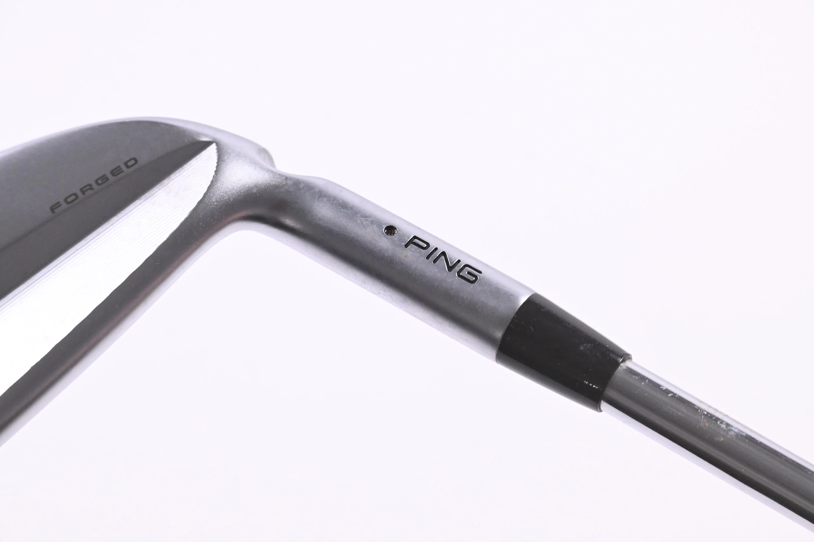 Ping i530 #4 Iron / 18 Degree / Black Dot / Stiff Flex Dynamic Gold Mid 115 S300 - Image 2